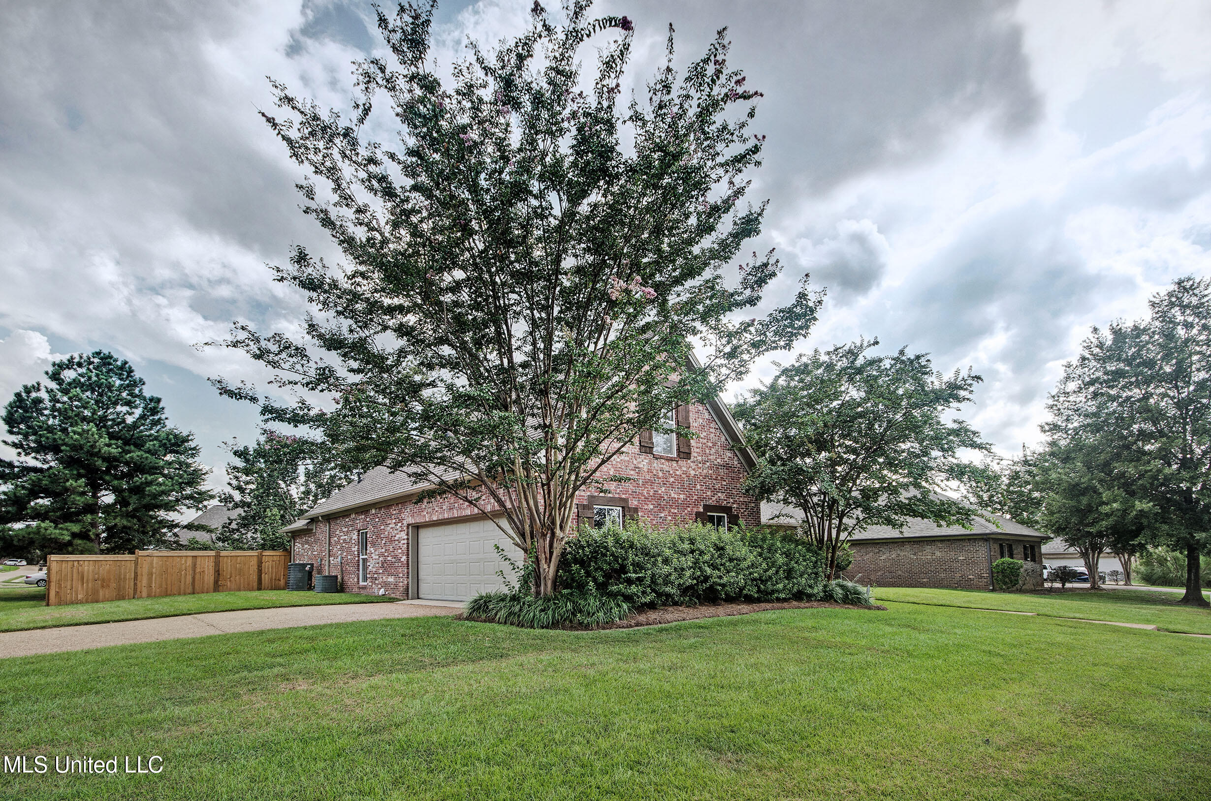 318 Turtle Hollow Property Photo 4