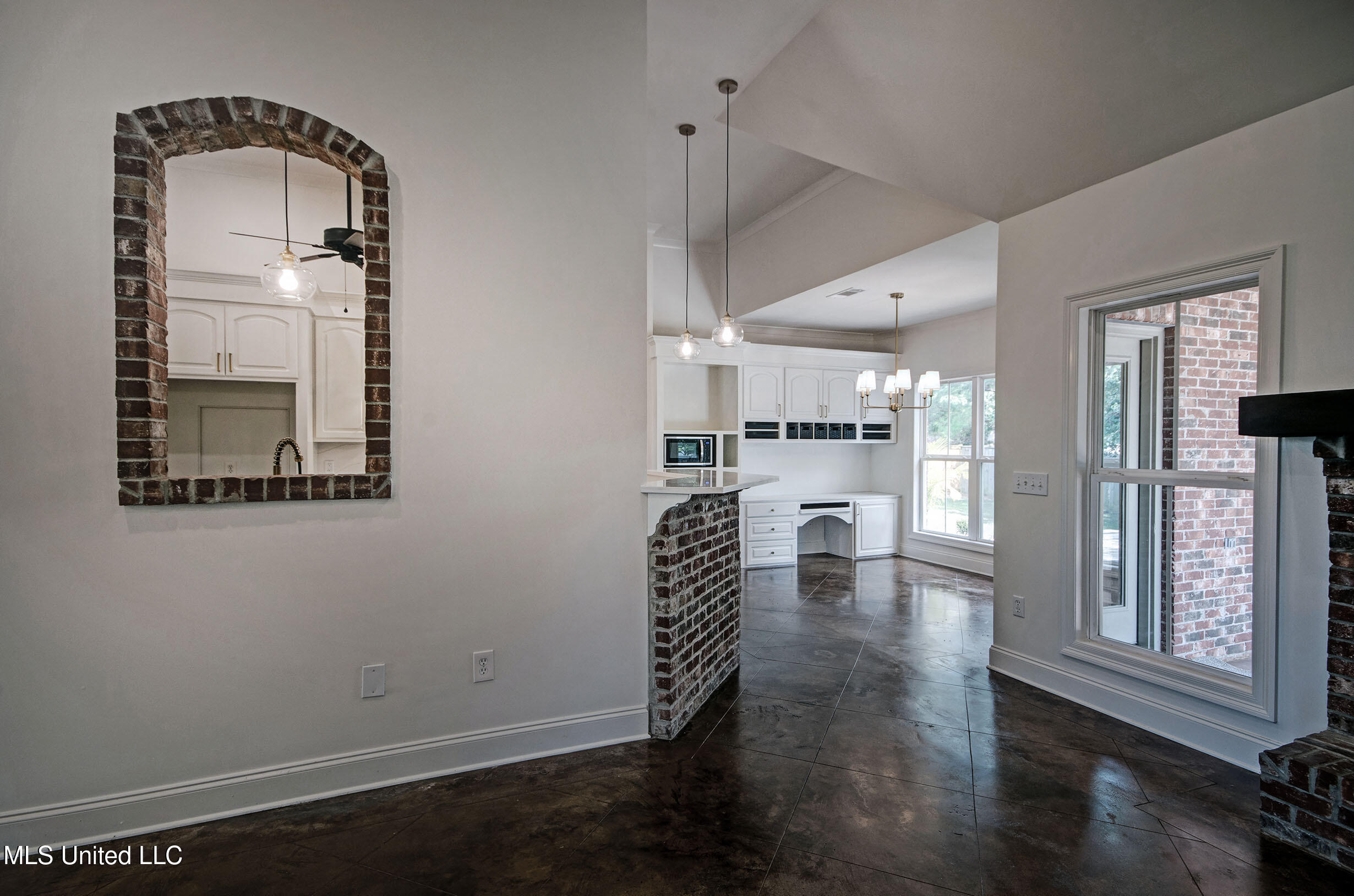 318 Turtle Hollow Property Photo 11