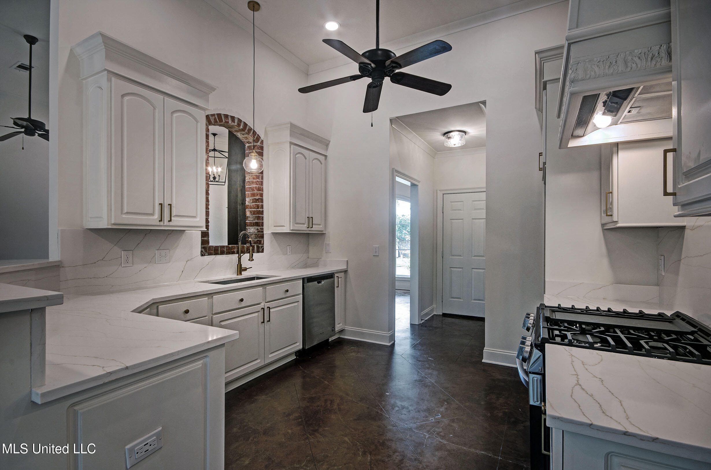 318 Turtle Hollow Property Photo 17