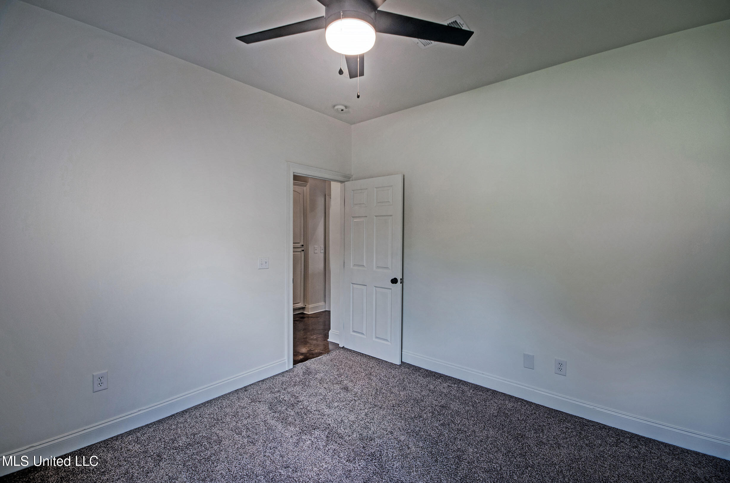 318 Turtle Hollow Property Photo 24