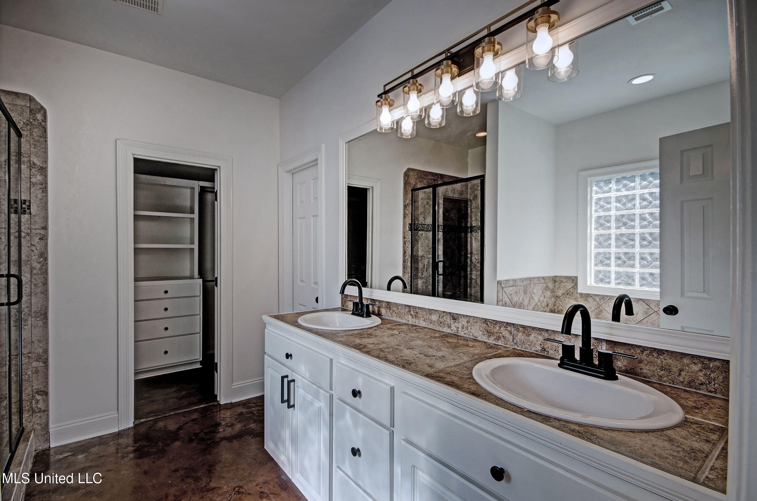 318 Turtle Hollow Property Photo 30