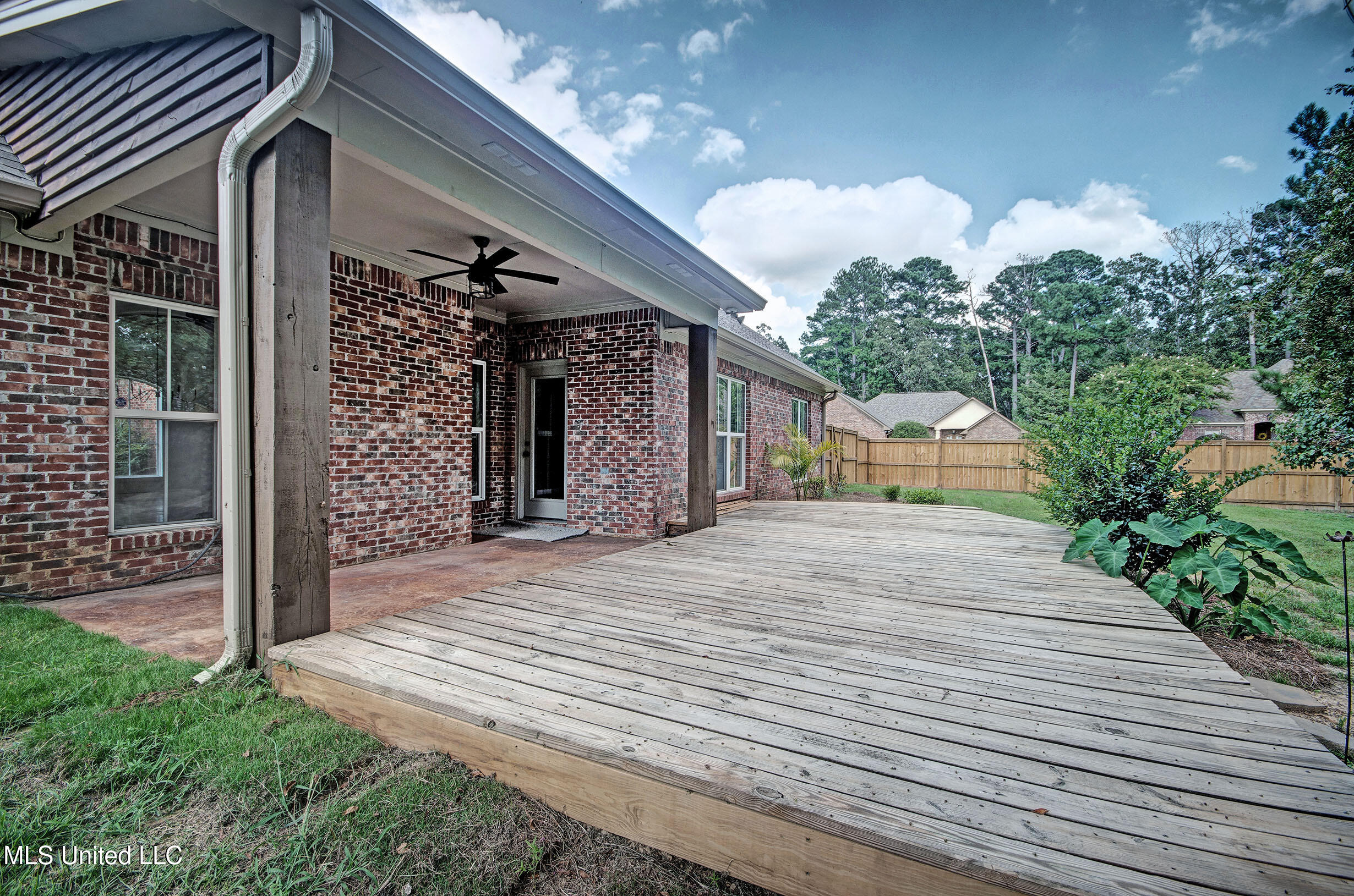 318 Turtle Hollow Property Photo 38