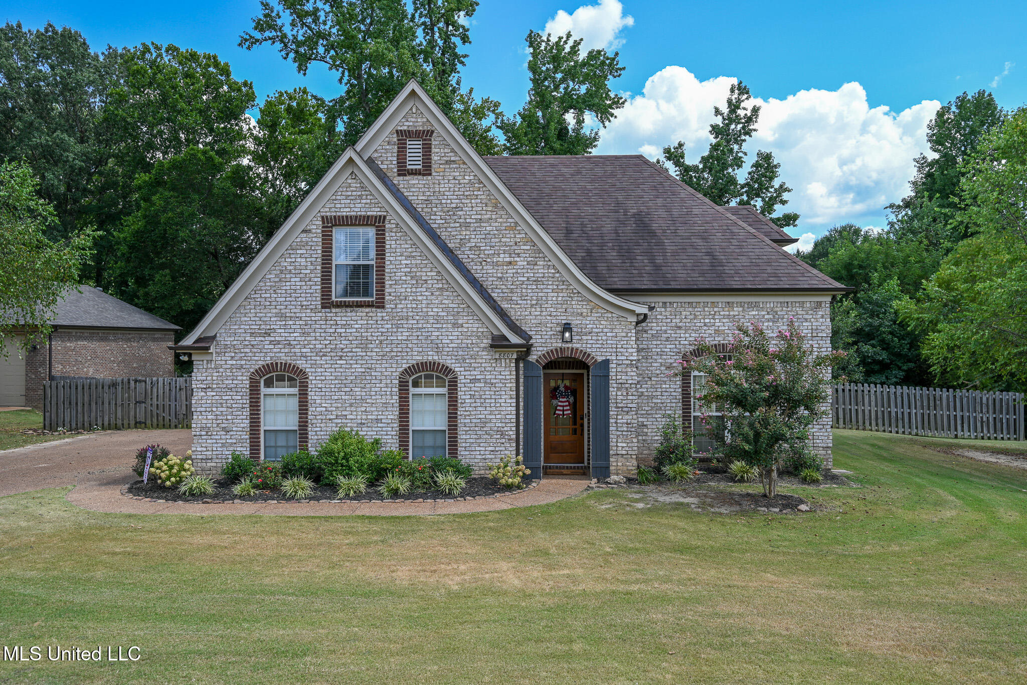 8807 Turkey Creek Drive Property Photo 1