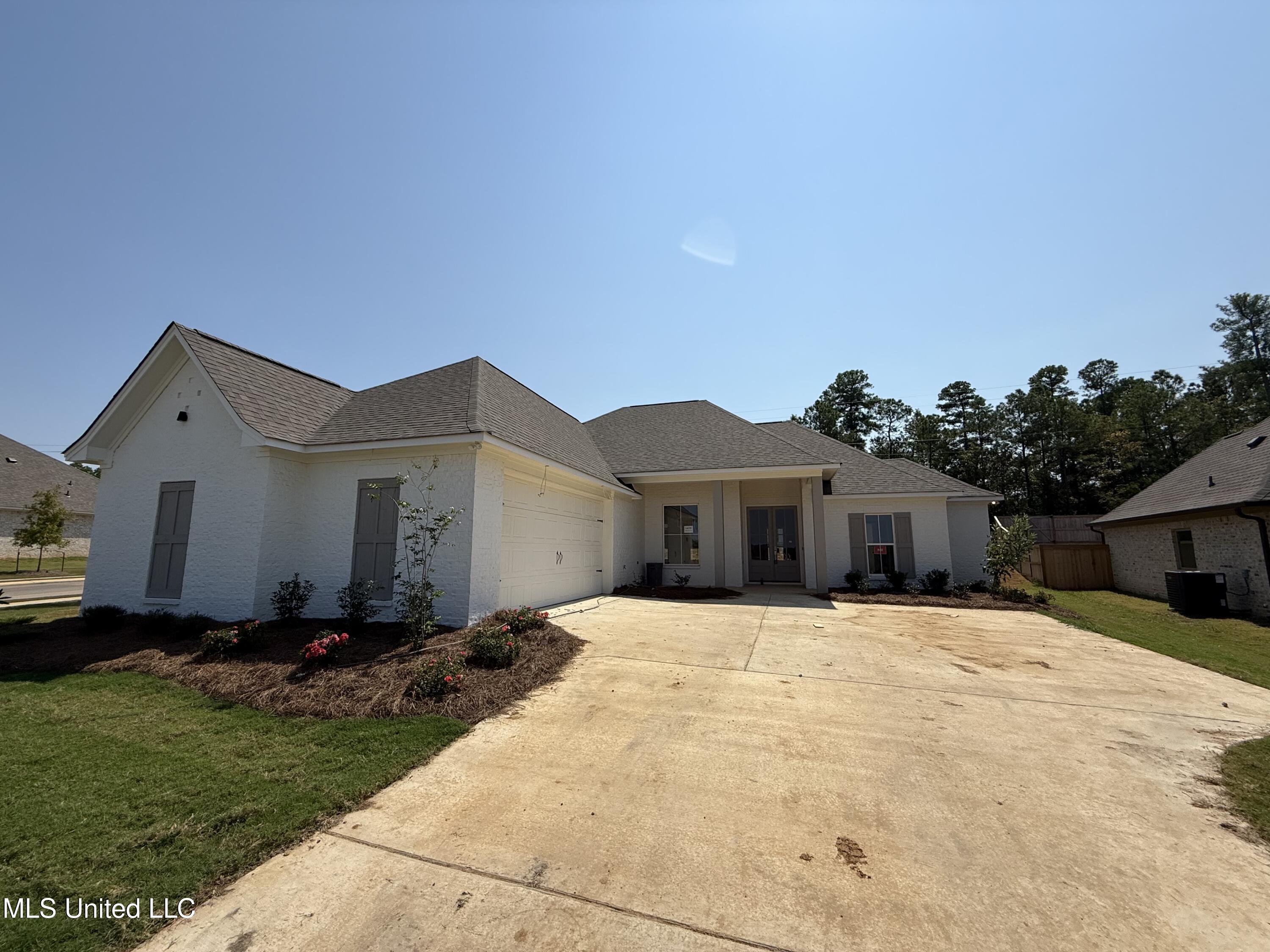 125 Bronson Bend Property Photo 1