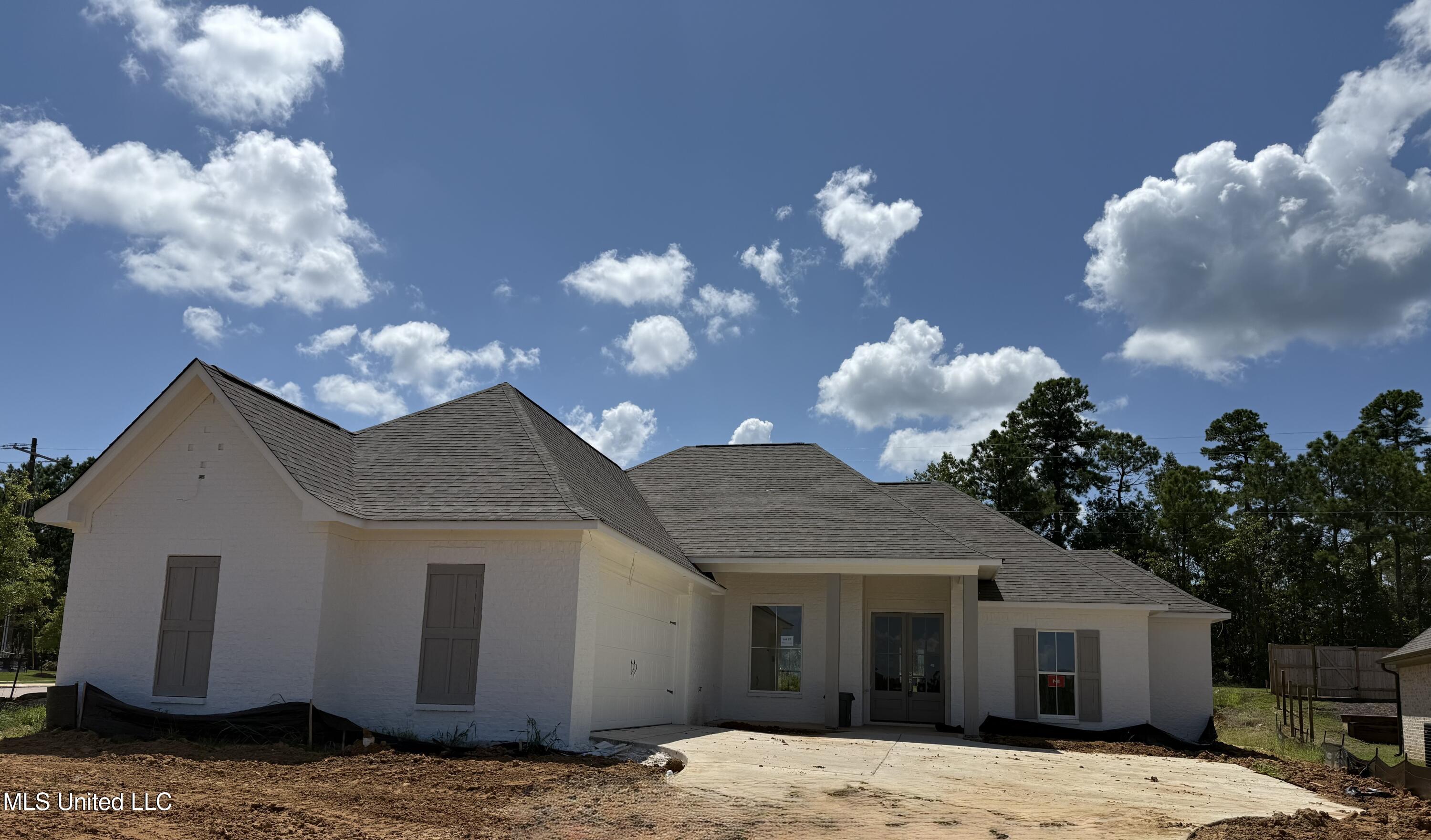 125 Bronson Bend Property Photo 2