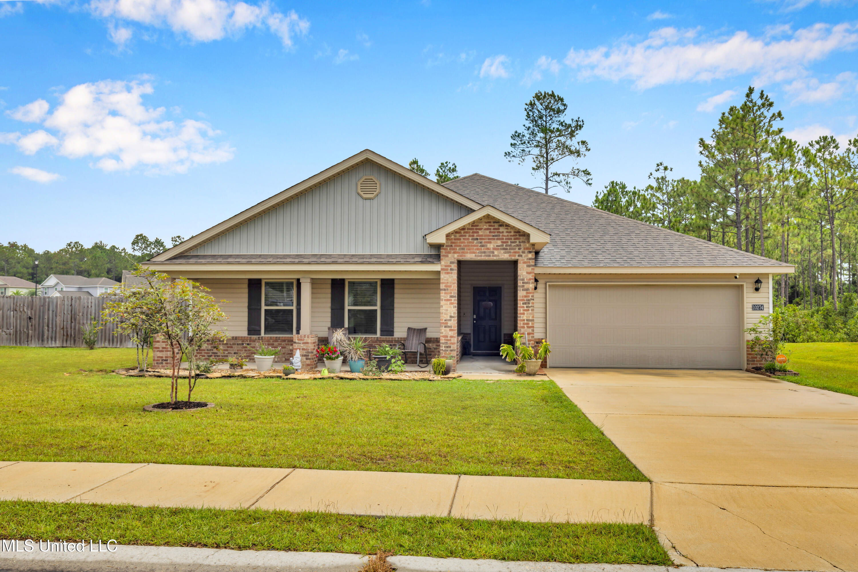 10274 Orchid Magnolia Drive Property Photo 1