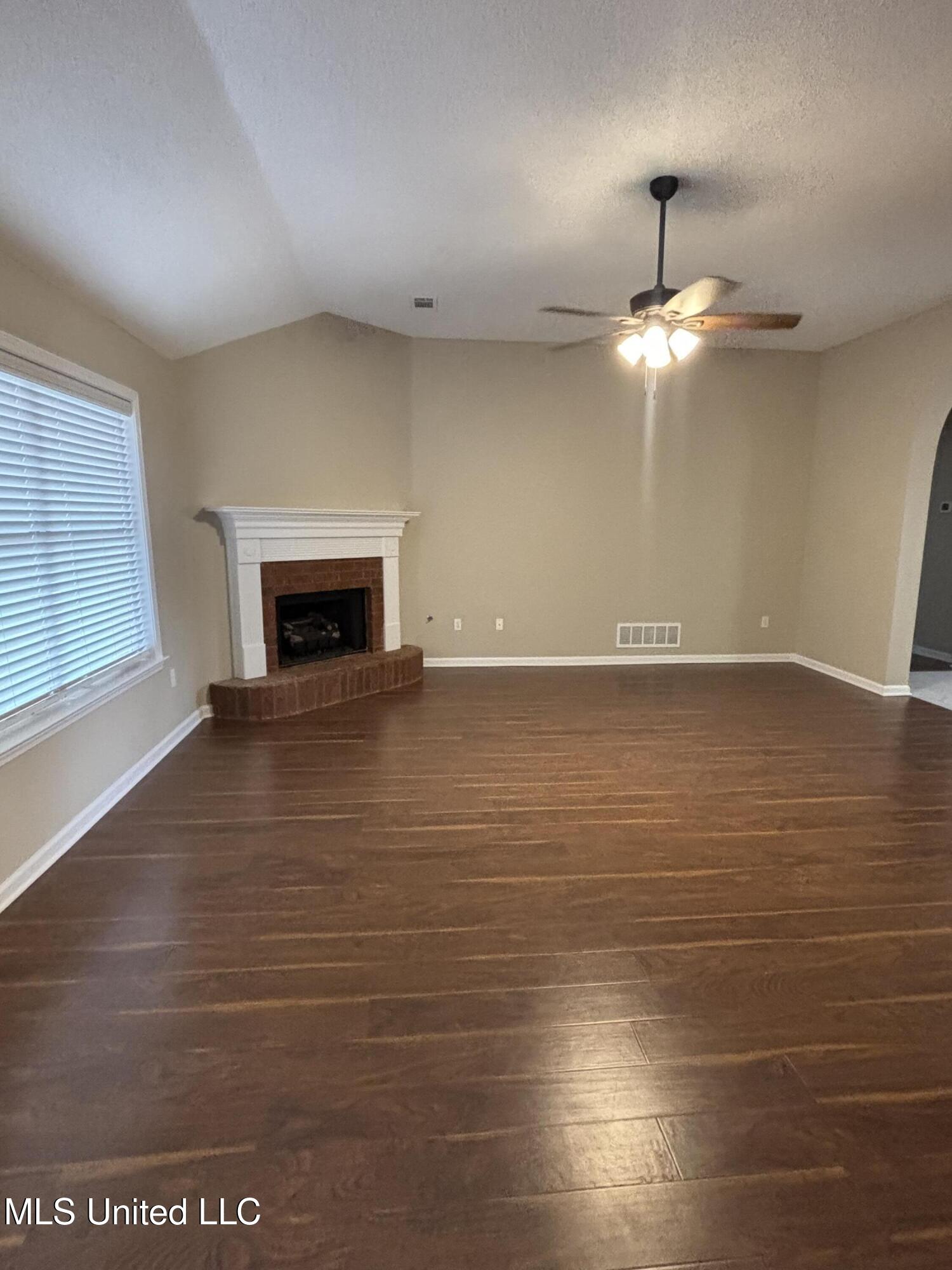 1705 Cedar Lake Cove Property Photo 7