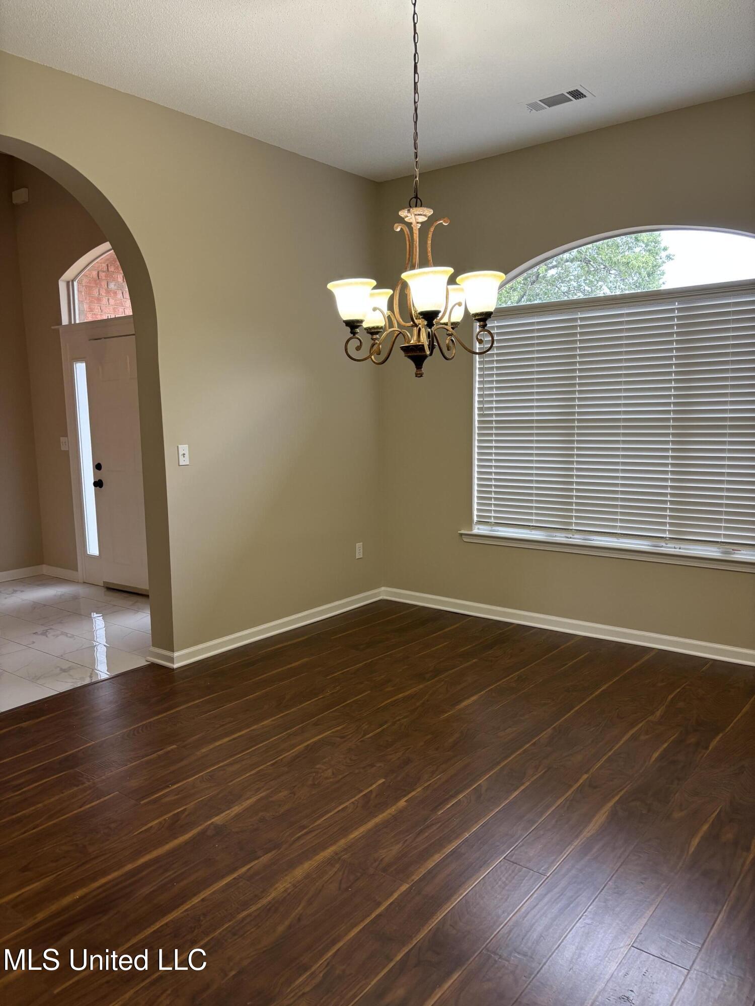 1705 Cedar Lake Cove Property Photo 10