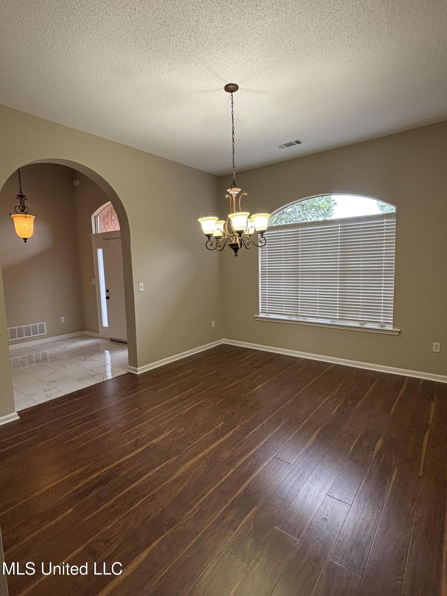 1705 Cedar Lake Cove Property Photo 11