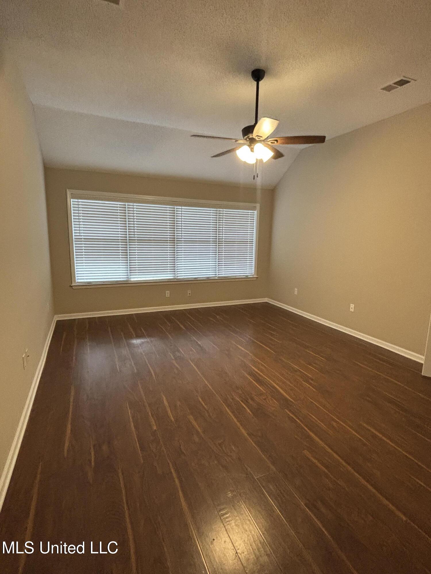 1705 Cedar Lake Cove Property Photo 13