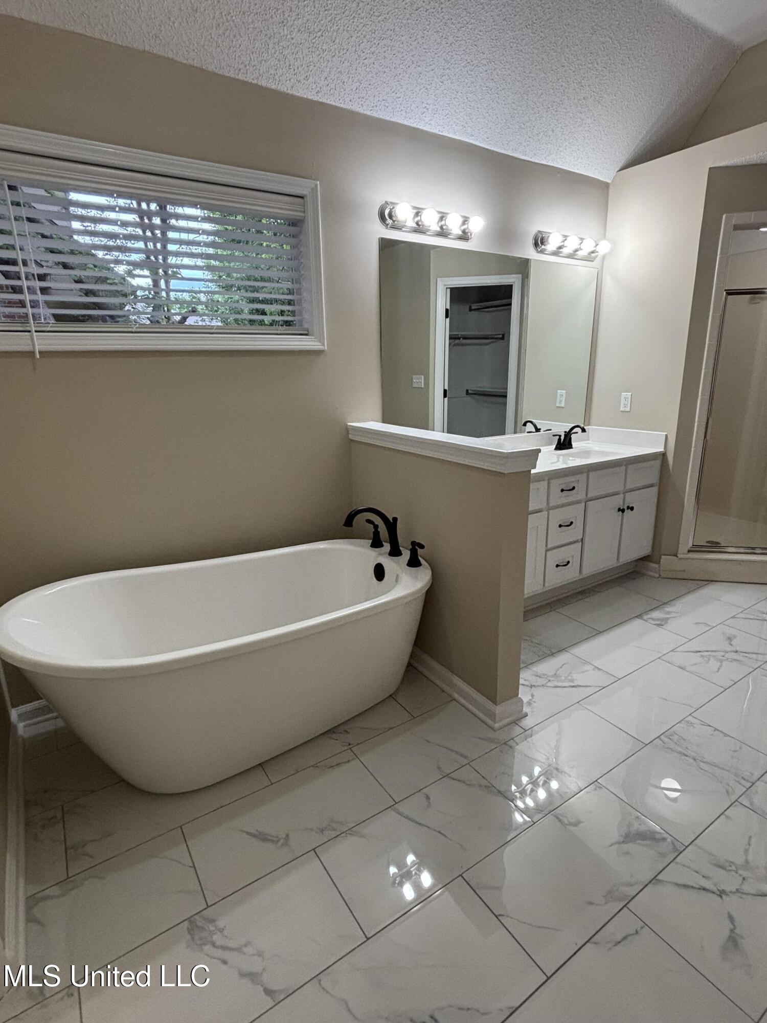 1705 Cedar Lake Cove Property Photo 15