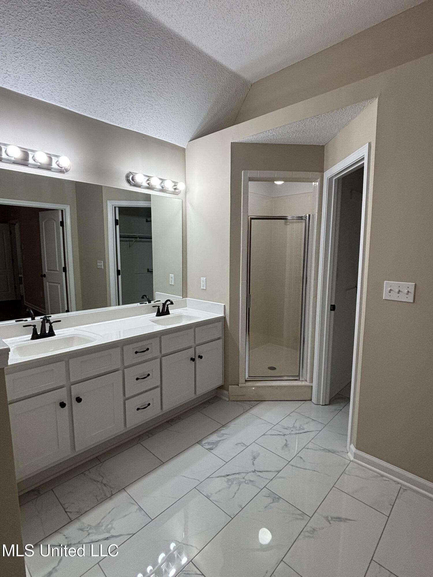 1705 Cedar Lake Cove Property Photo 16