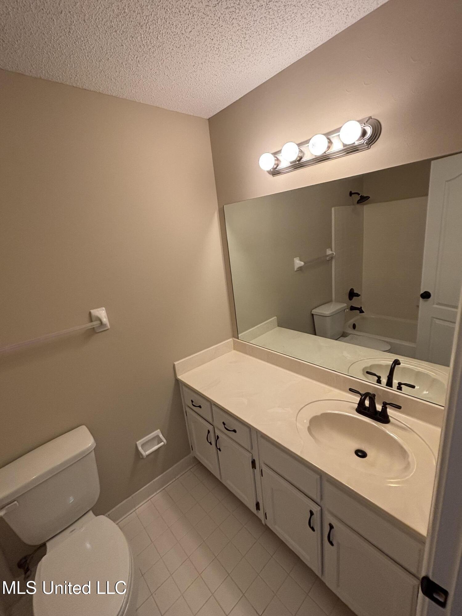 1705 Cedar Lake Cove Property Photo 19