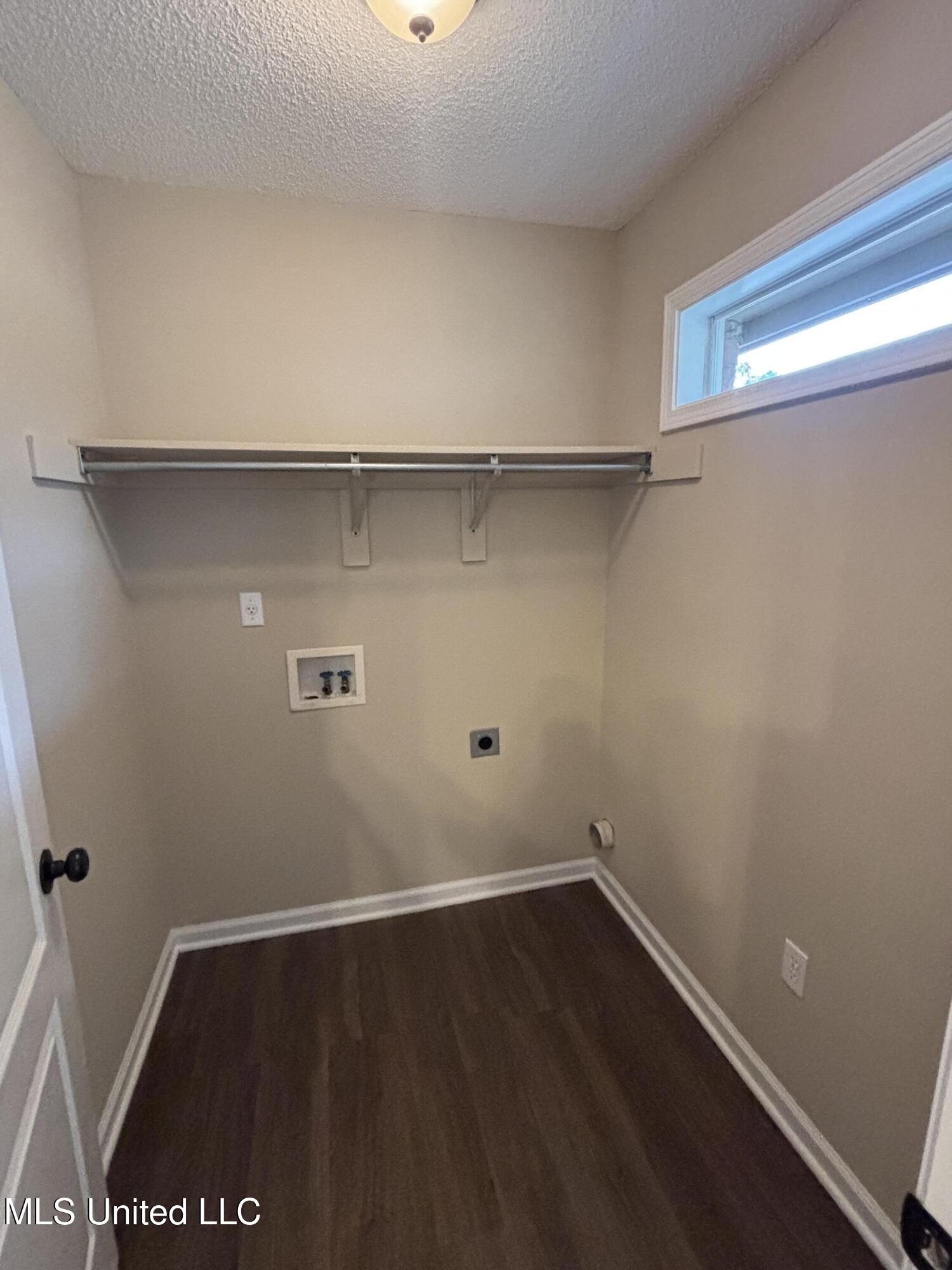 1705 Cedar Lake Cove Property Photo 25