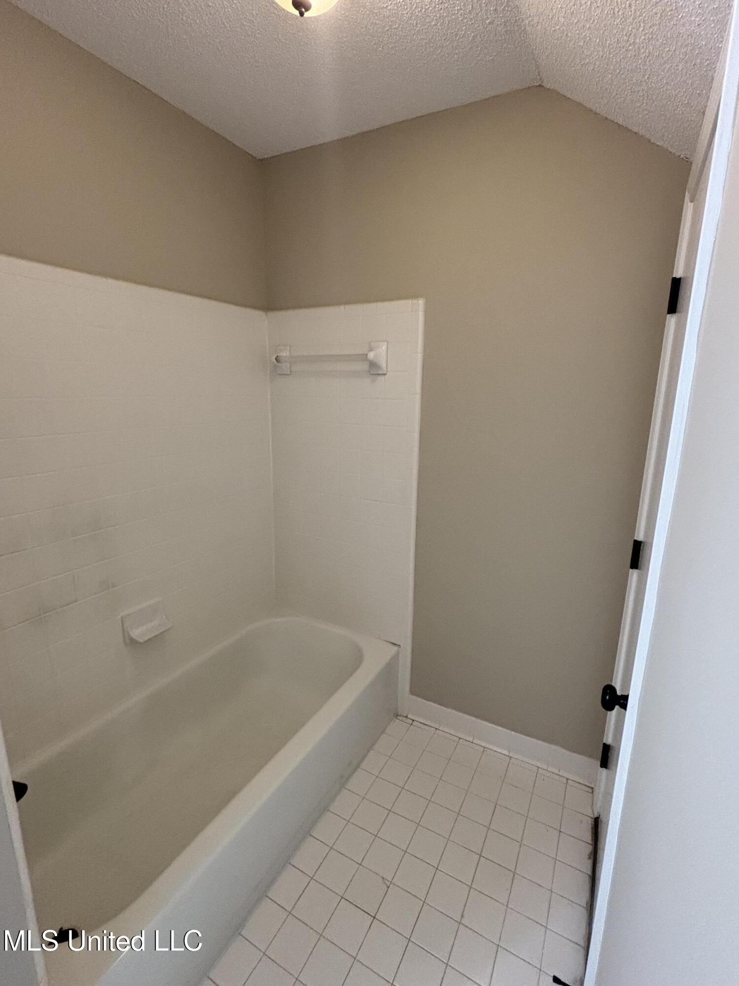 1705 Cedar Lake Cove Property Photo 29