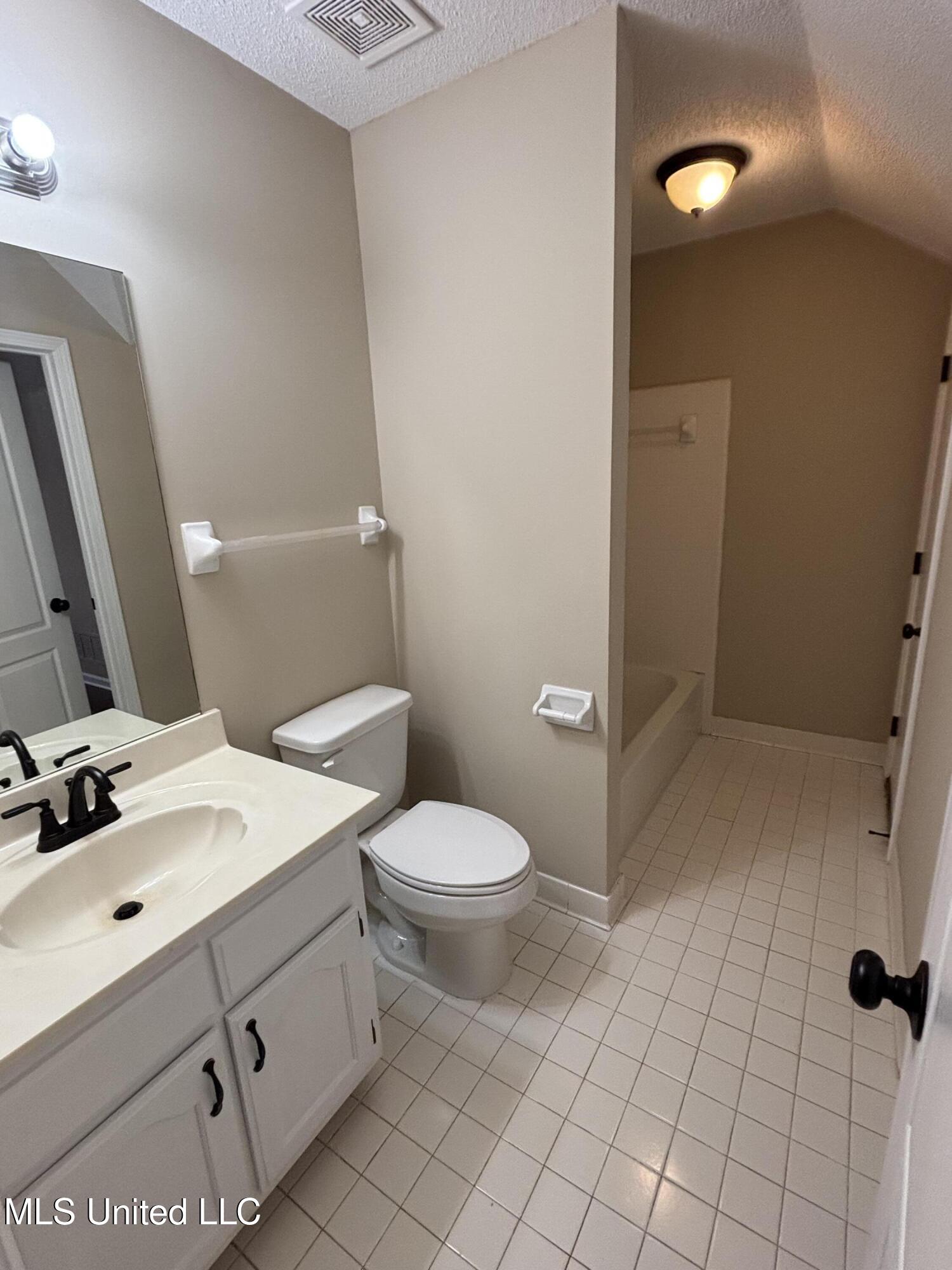 1705 Cedar Lake Cove Property Photo 30