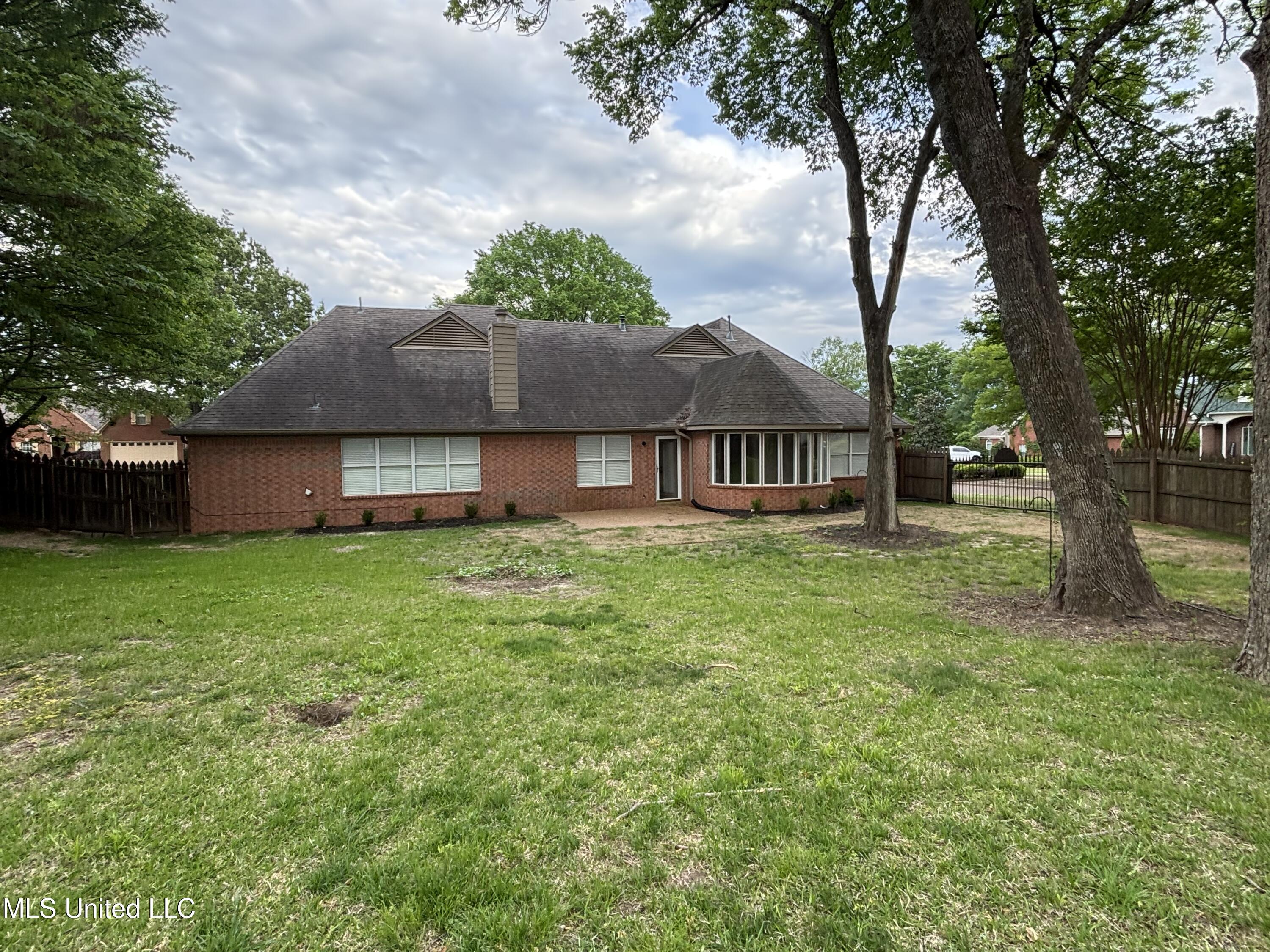 1705 Cedar Lake Cove Property Photo 32