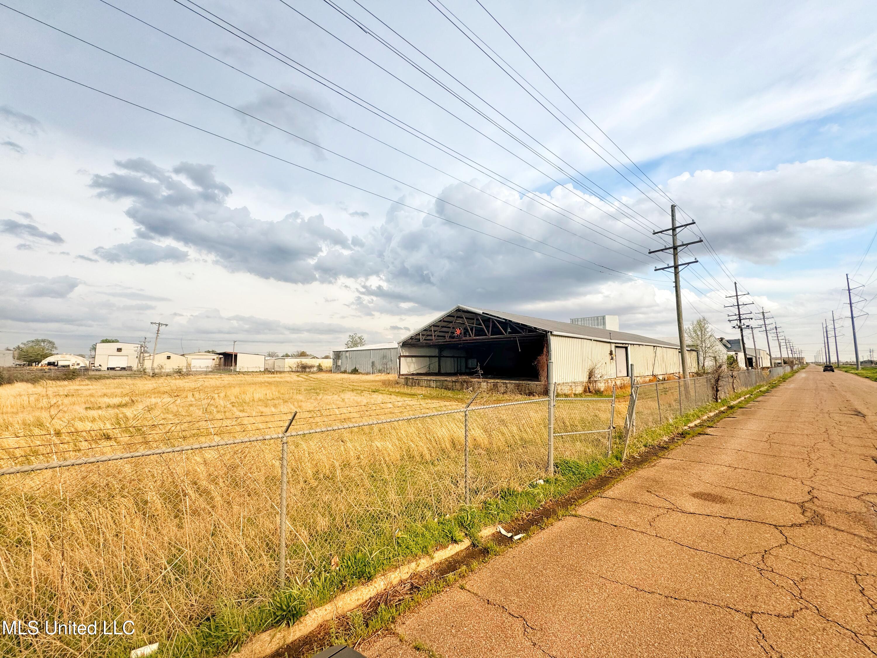 1201 Normandy Avenue Property Photo 10