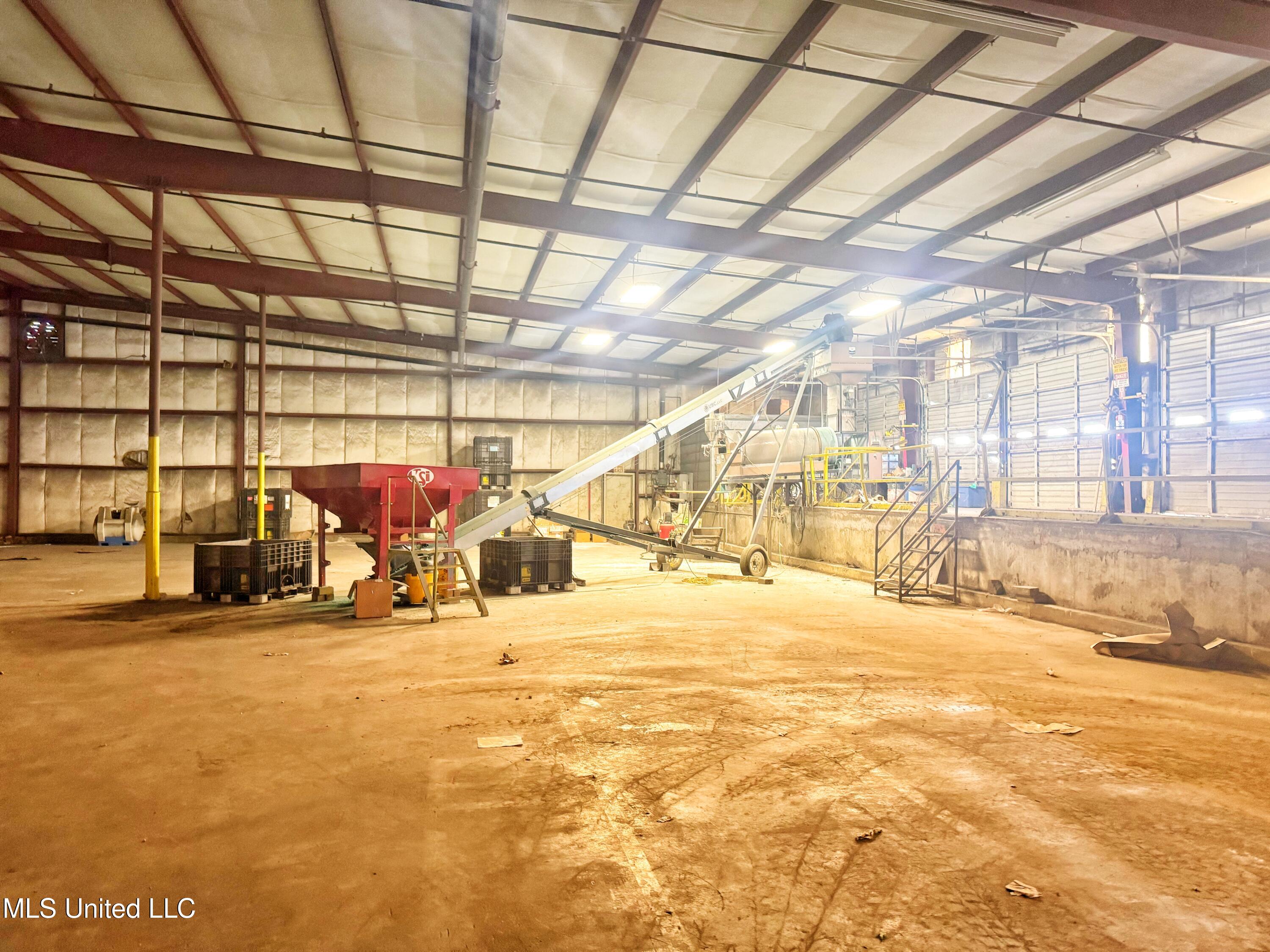 1201 Normandy Avenue Property Photo 13