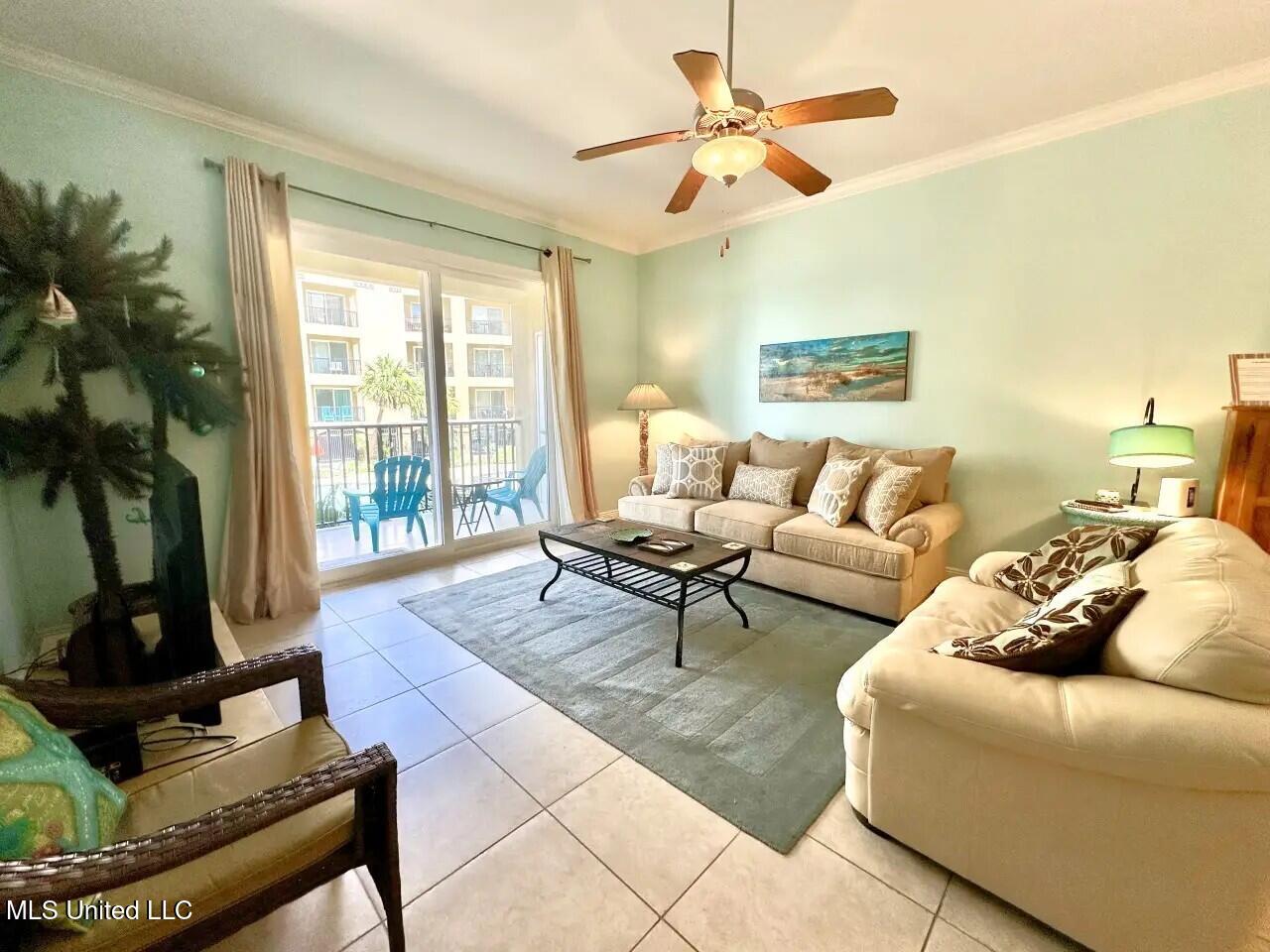 900 Village Lane Property Photo 8