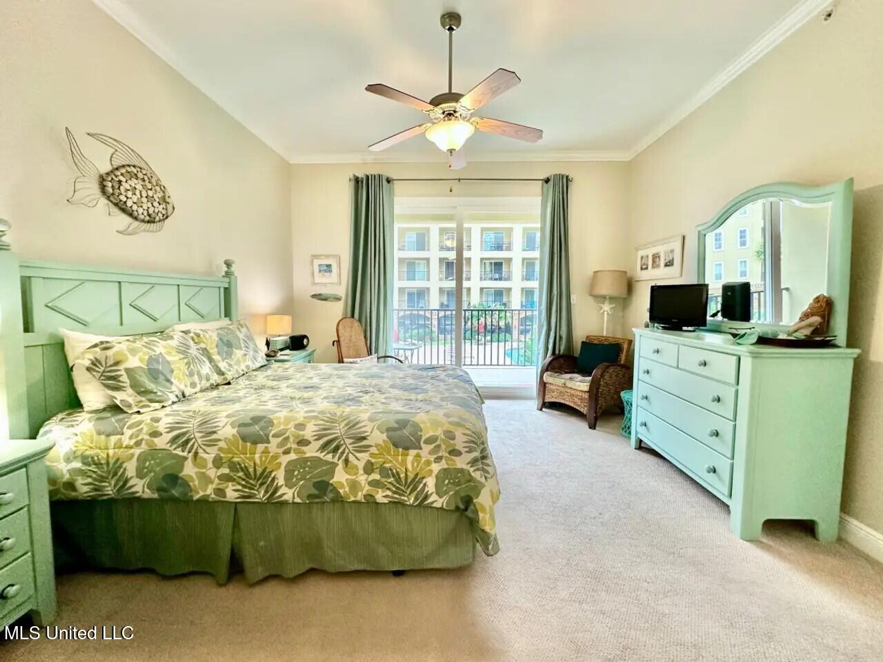 900 Village Lane Property Photo 14