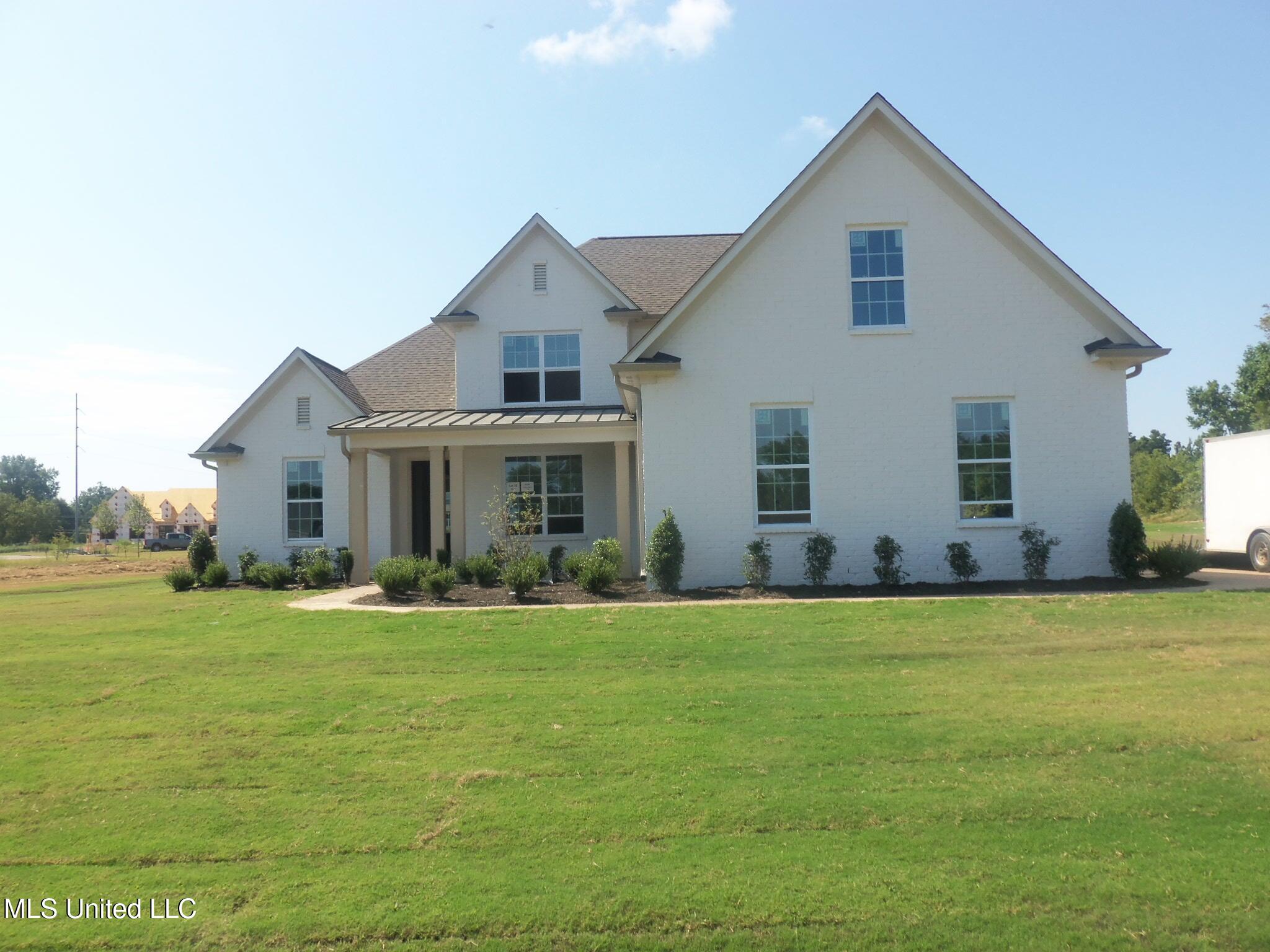 9103 Cedar Barn Cove Property Photo 1