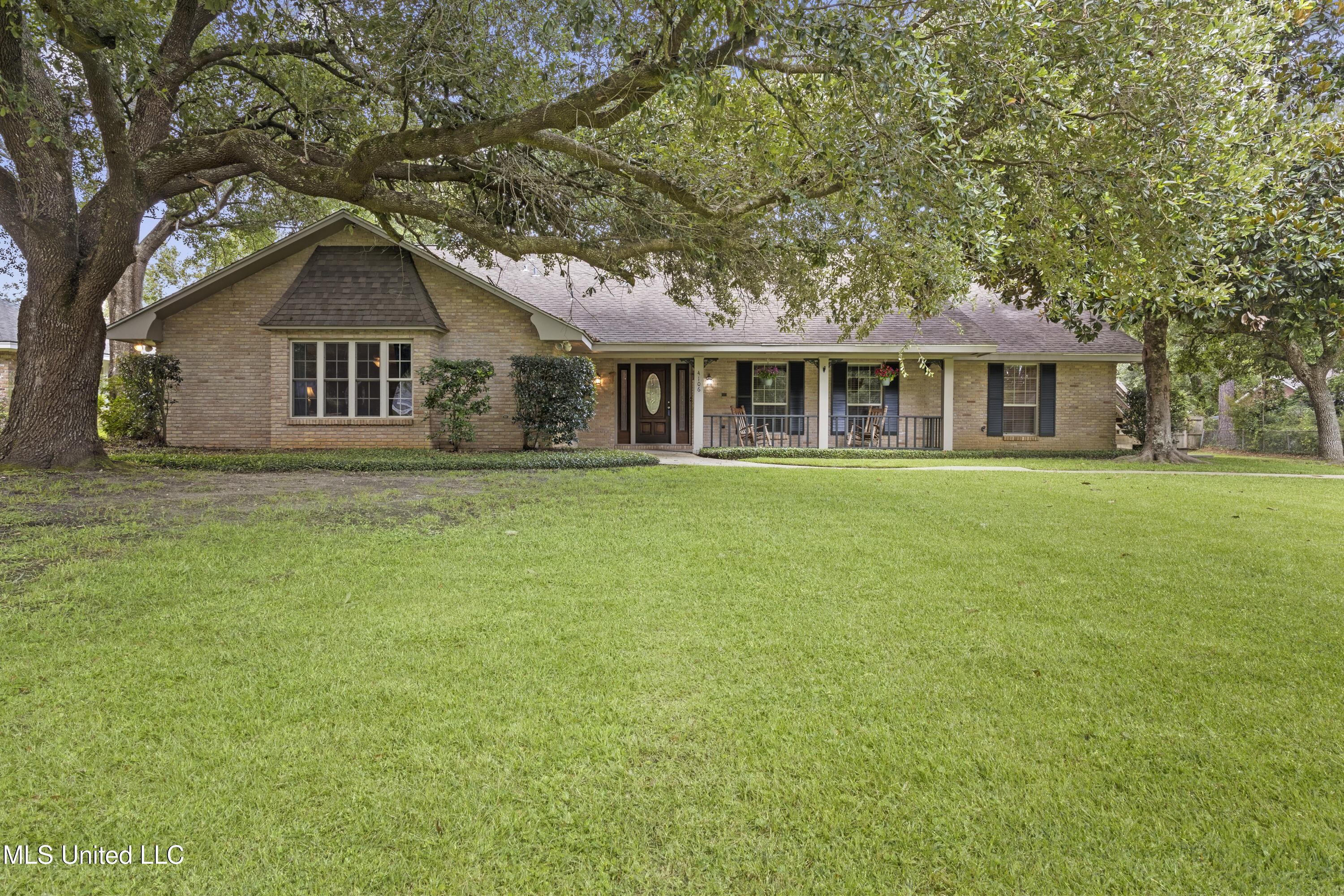 4106 Franklin Avenue Property Photo 1