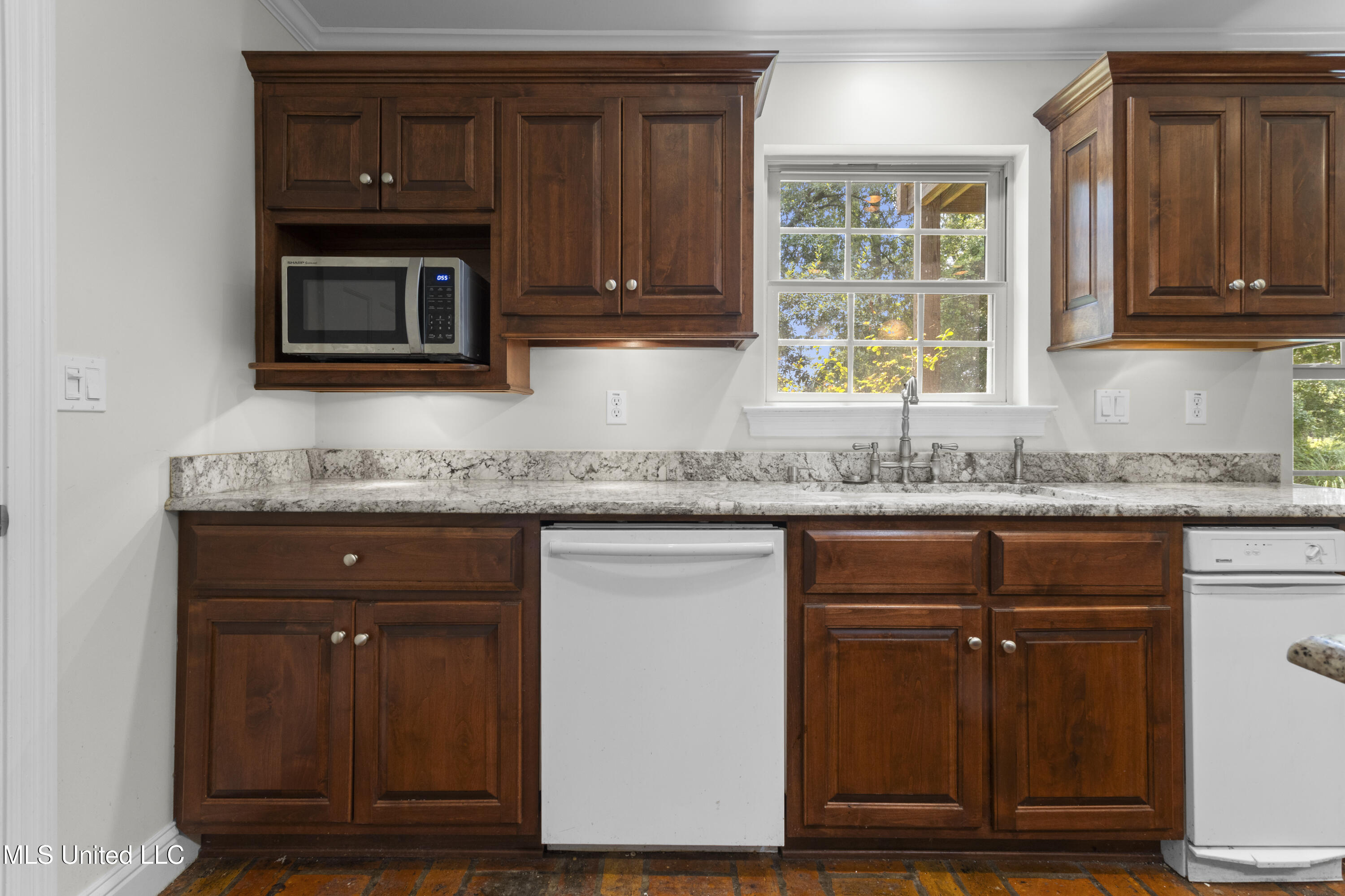 4106 Franklin Avenue Property Photo 18