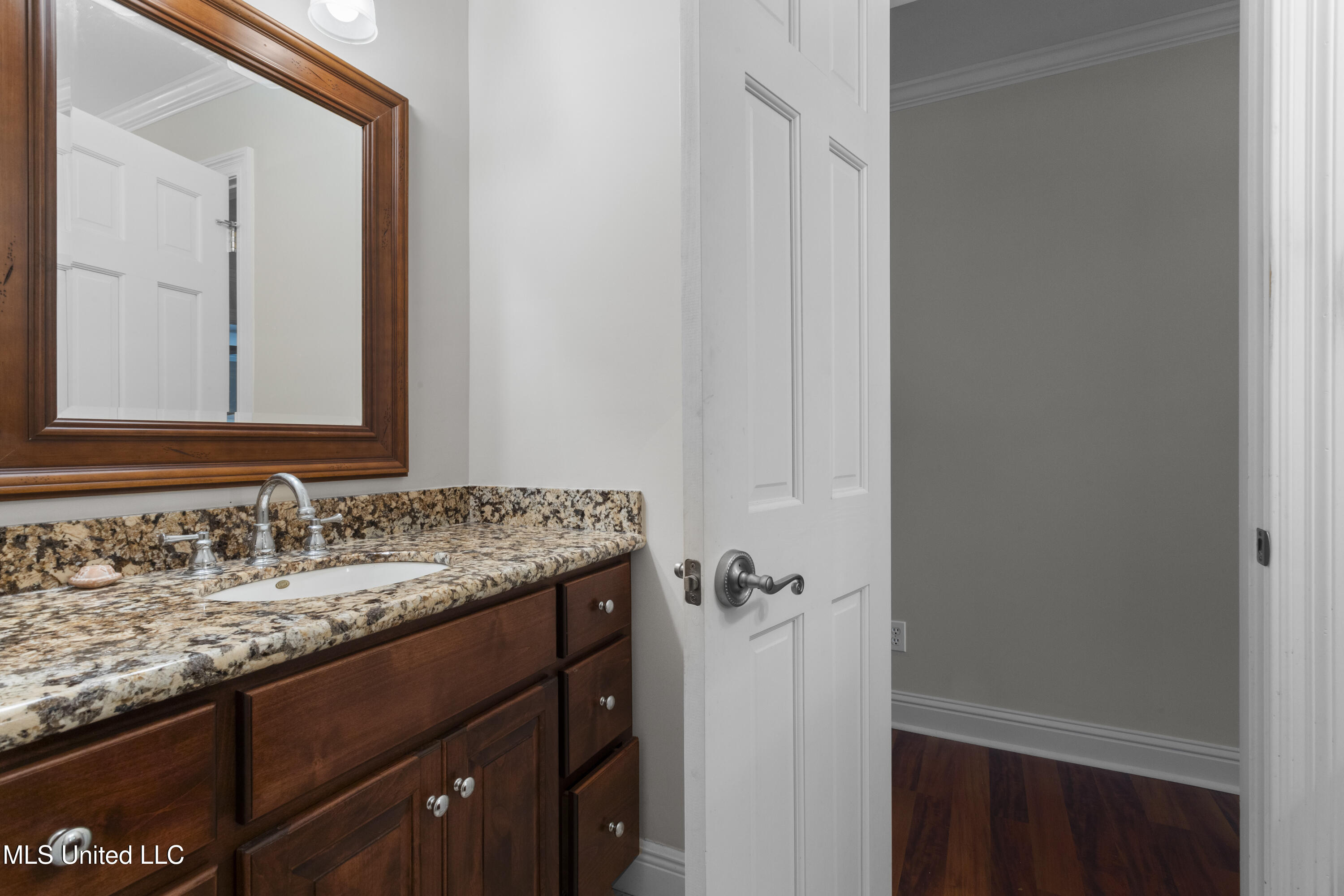 4106 Franklin Avenue Property Photo 29