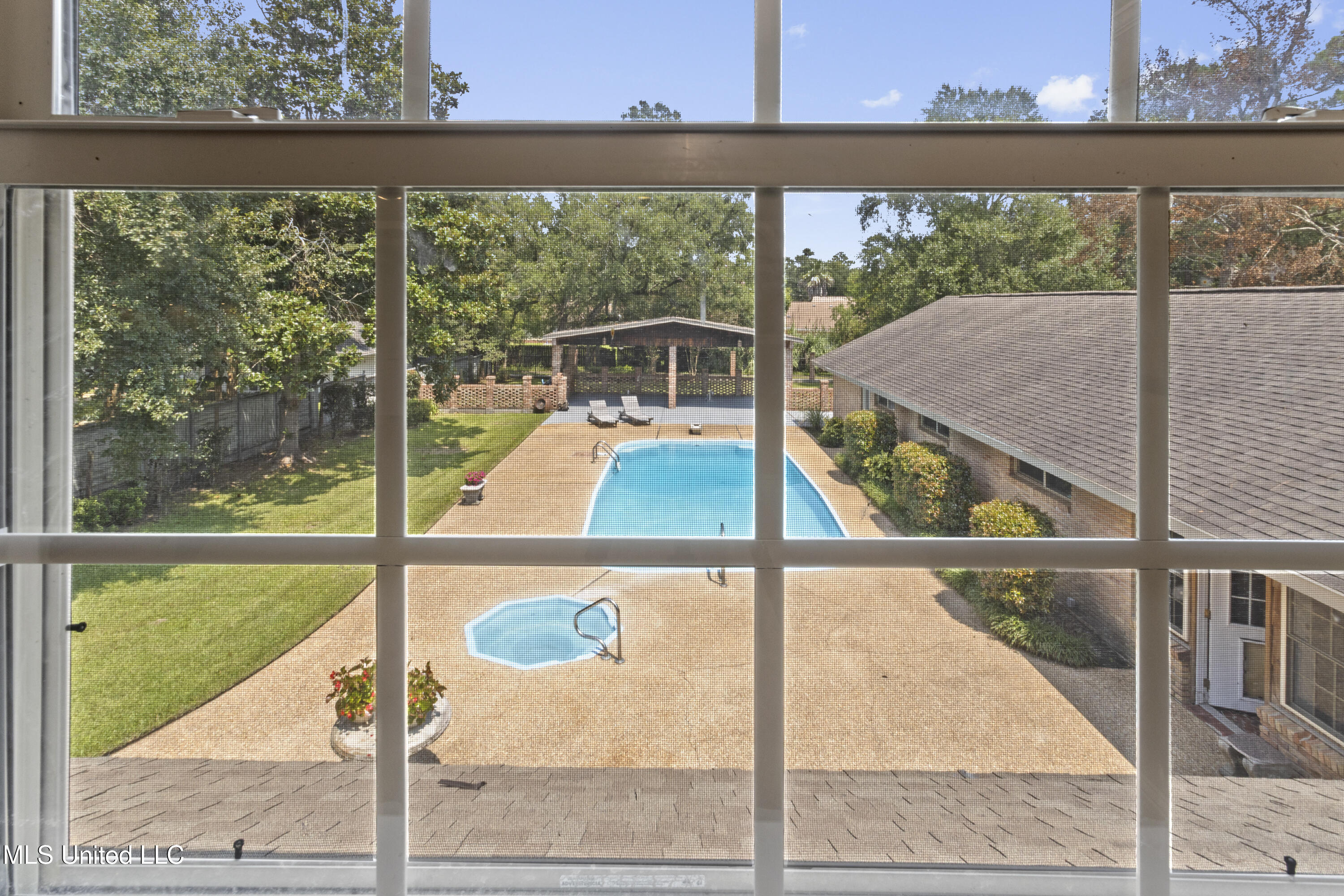 4106 Franklin Avenue Property Photo 46
