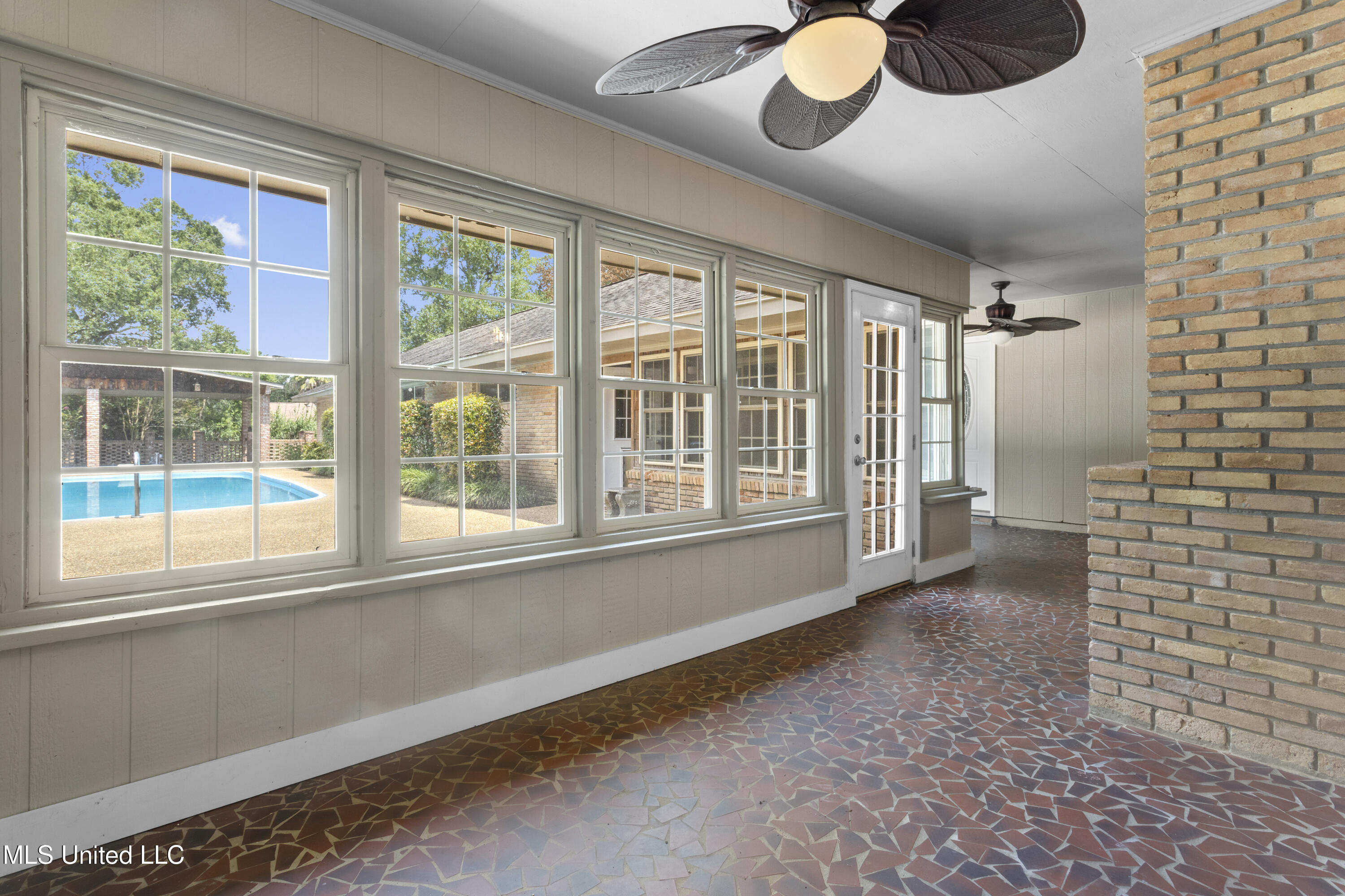 4106 Franklin Avenue Property Photo 56