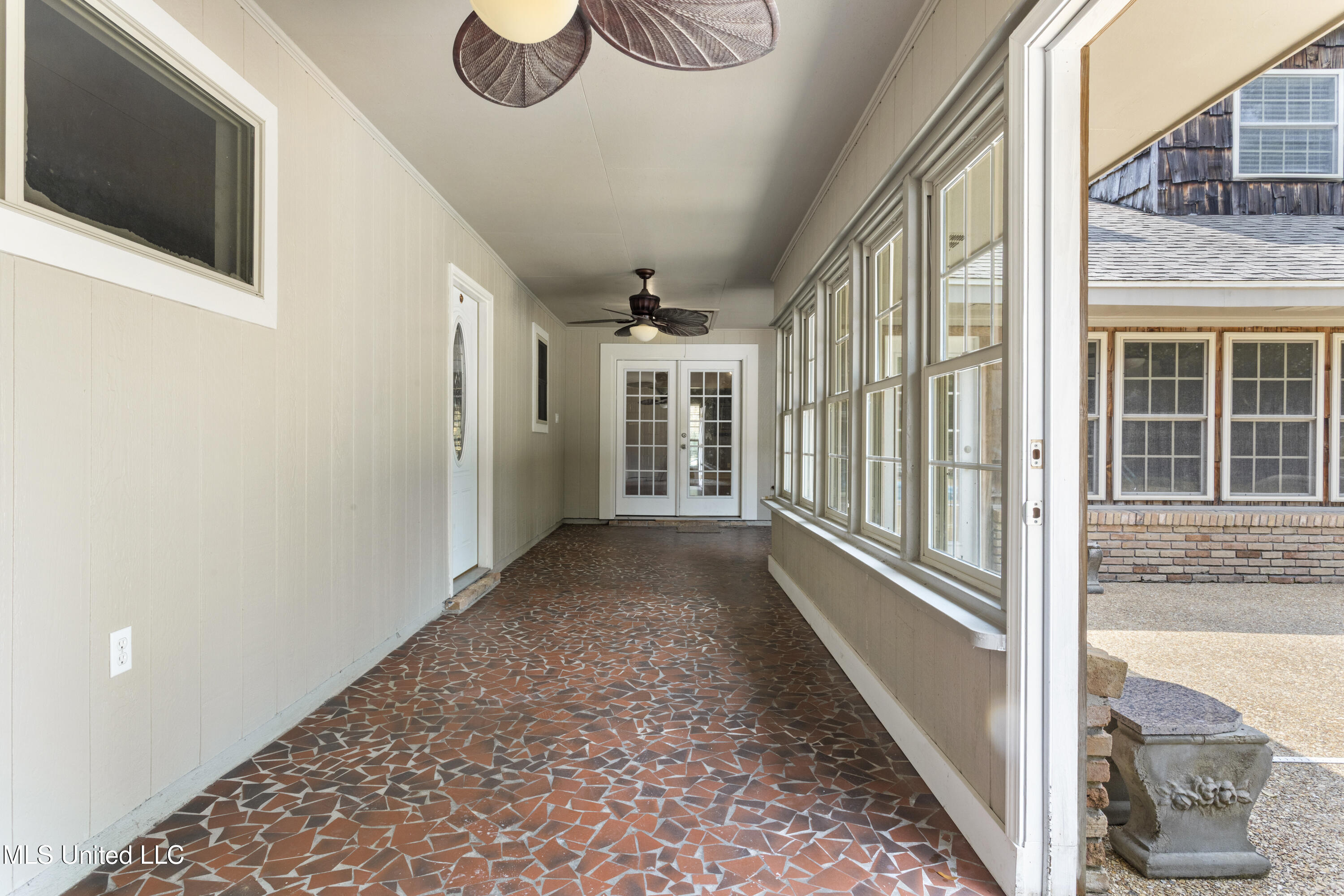 4106 Franklin Avenue Property Photo 58