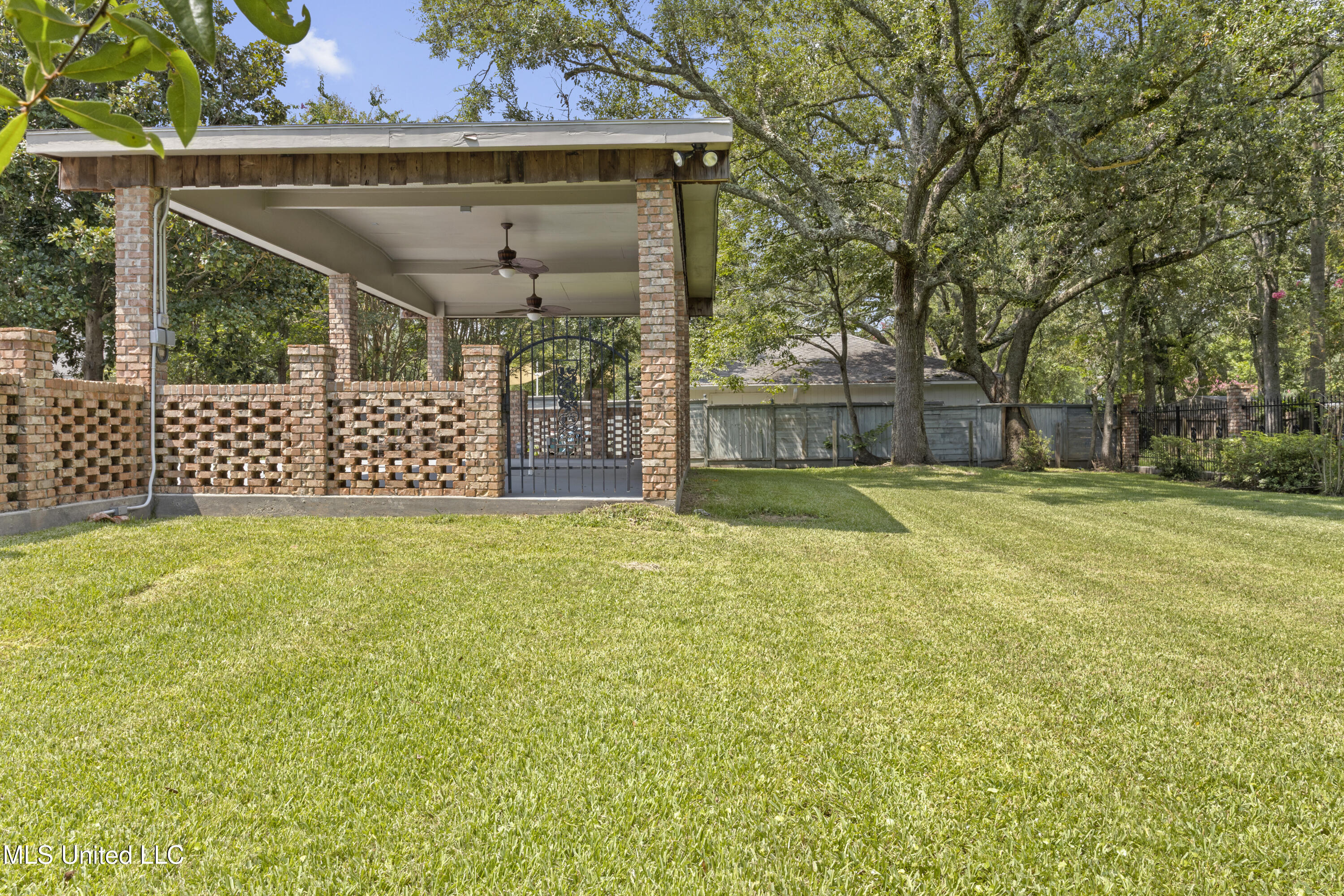 4106 Franklin Avenue Property Photo 82