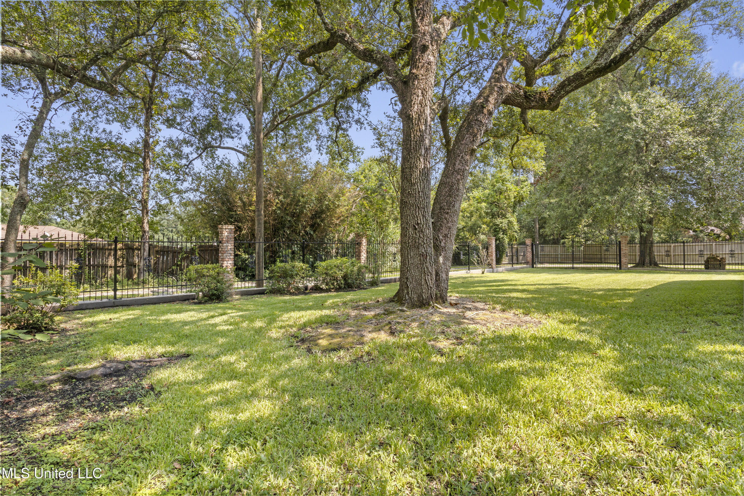 4106 Franklin Avenue Property Photo 84