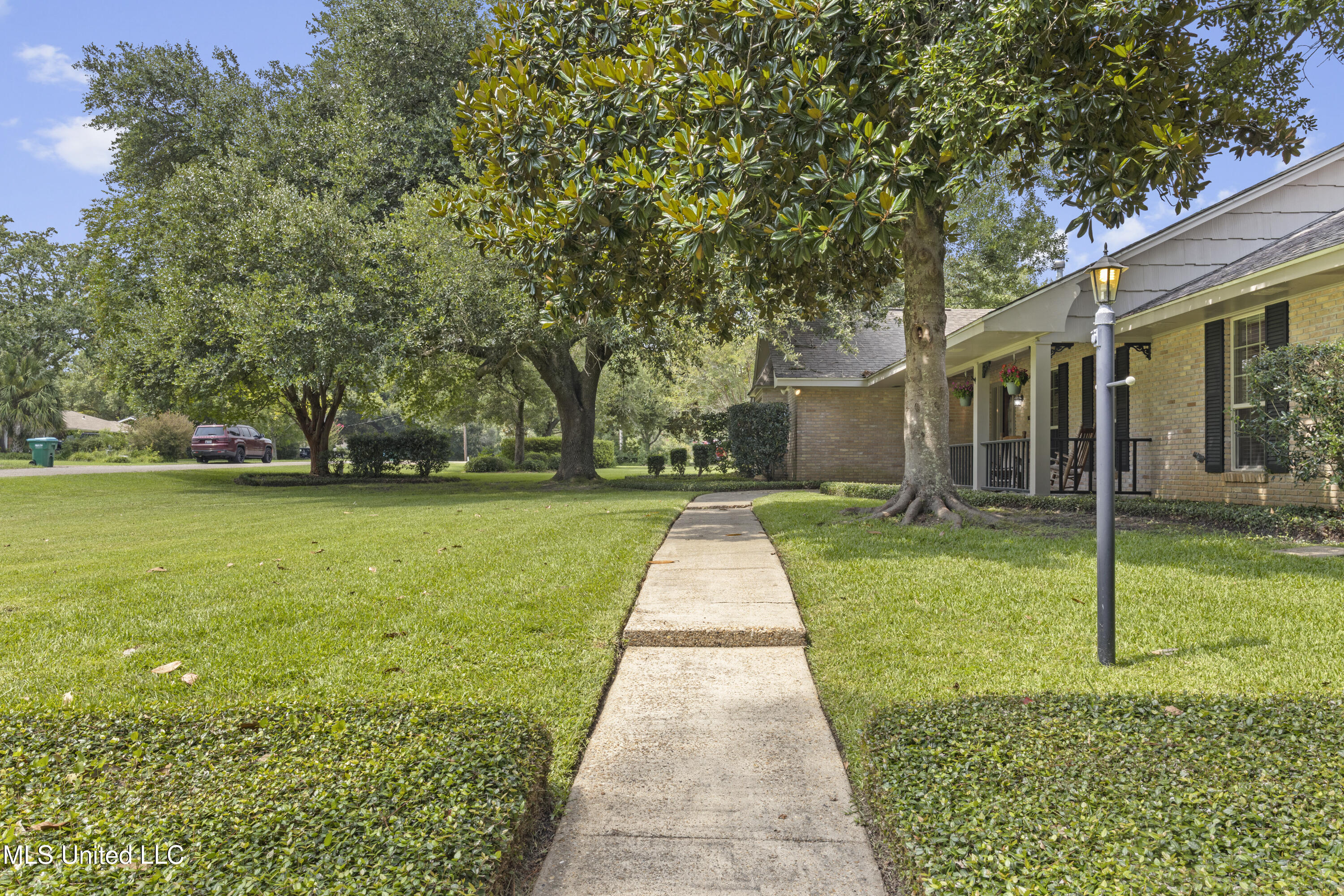 4106 Franklin Avenue Property Photo 90