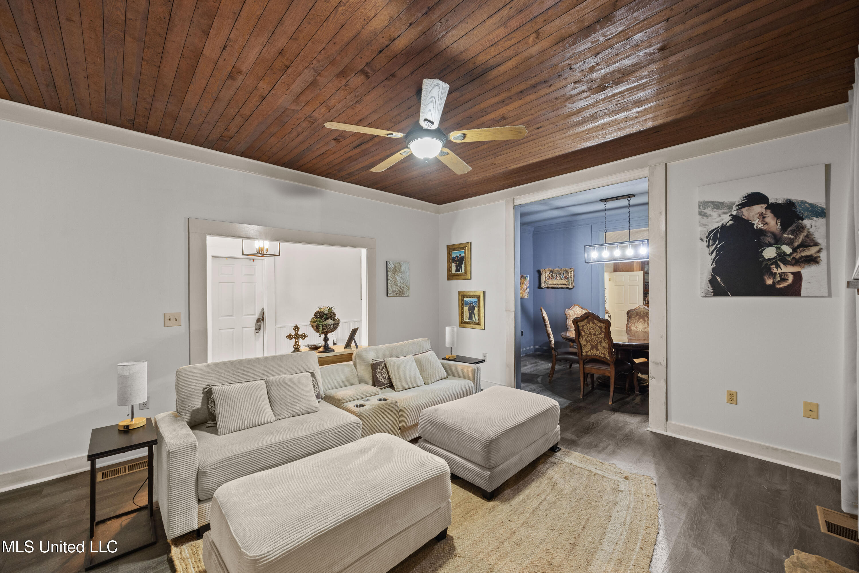 3200 Tower Road Property Photo 15