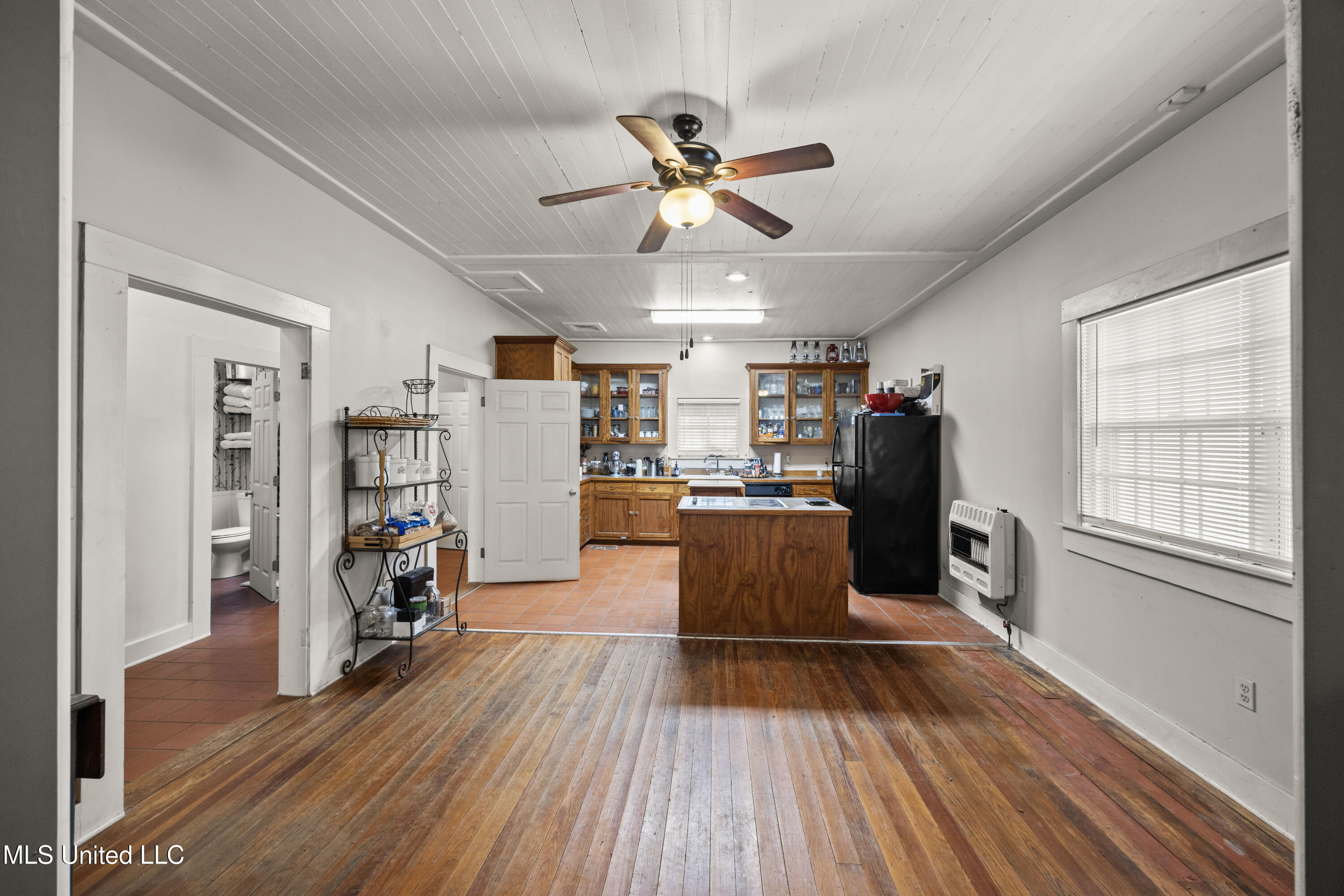 3200 Tower Road Property Photo 19