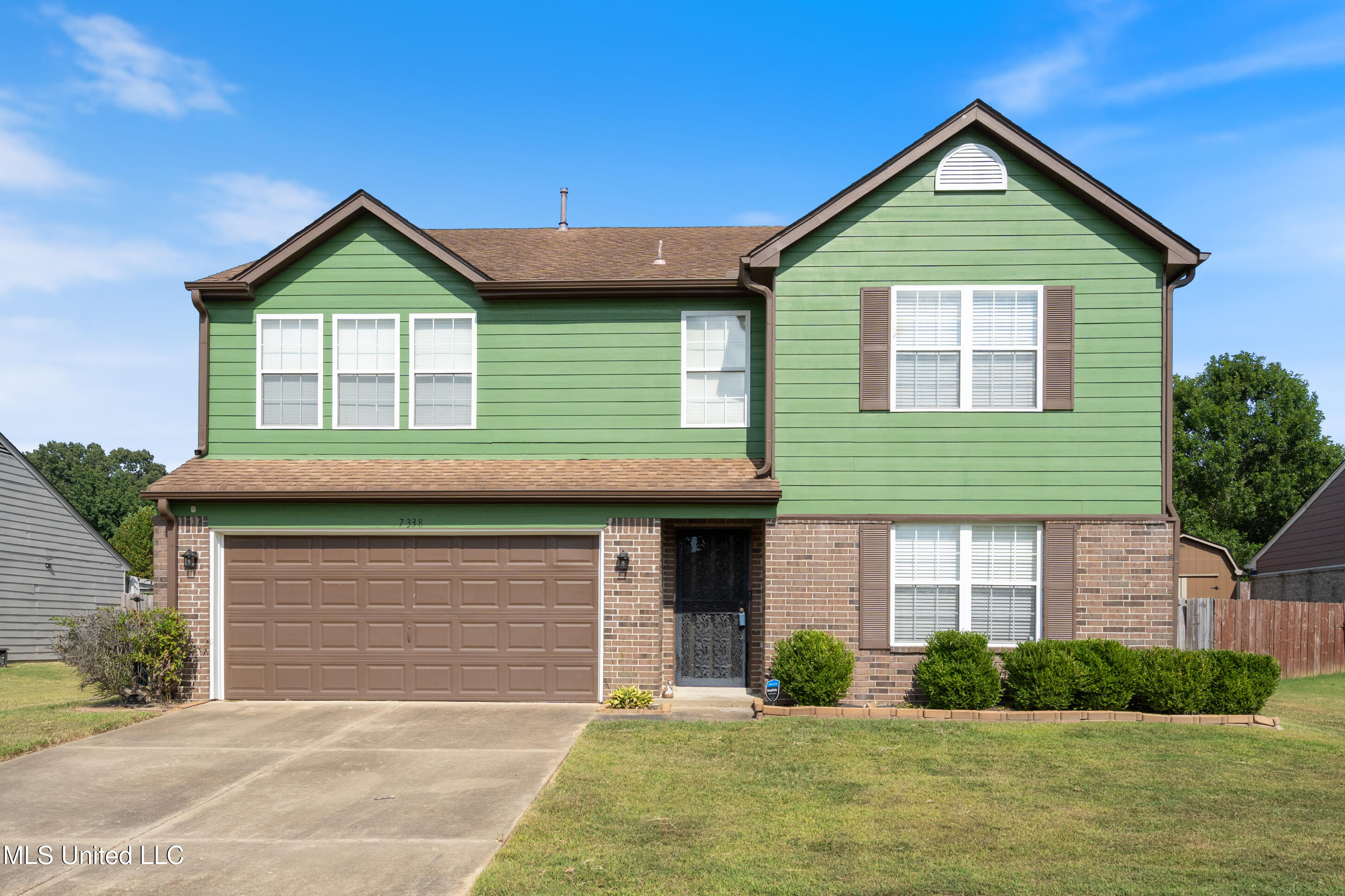 7338 Hunters Horn Drive Property Photo 1