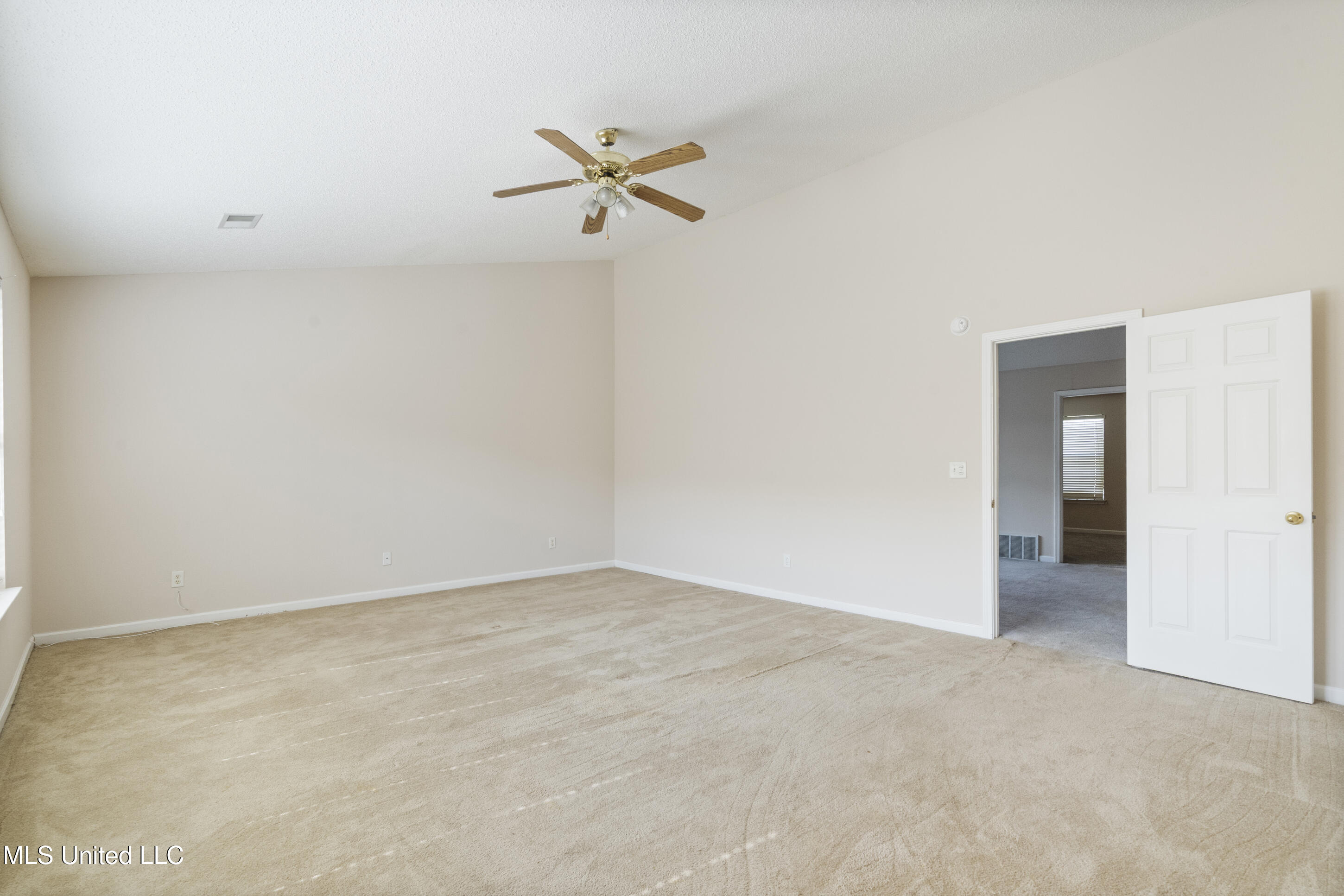 7338 Hunters Horn Drive Property Photo 24