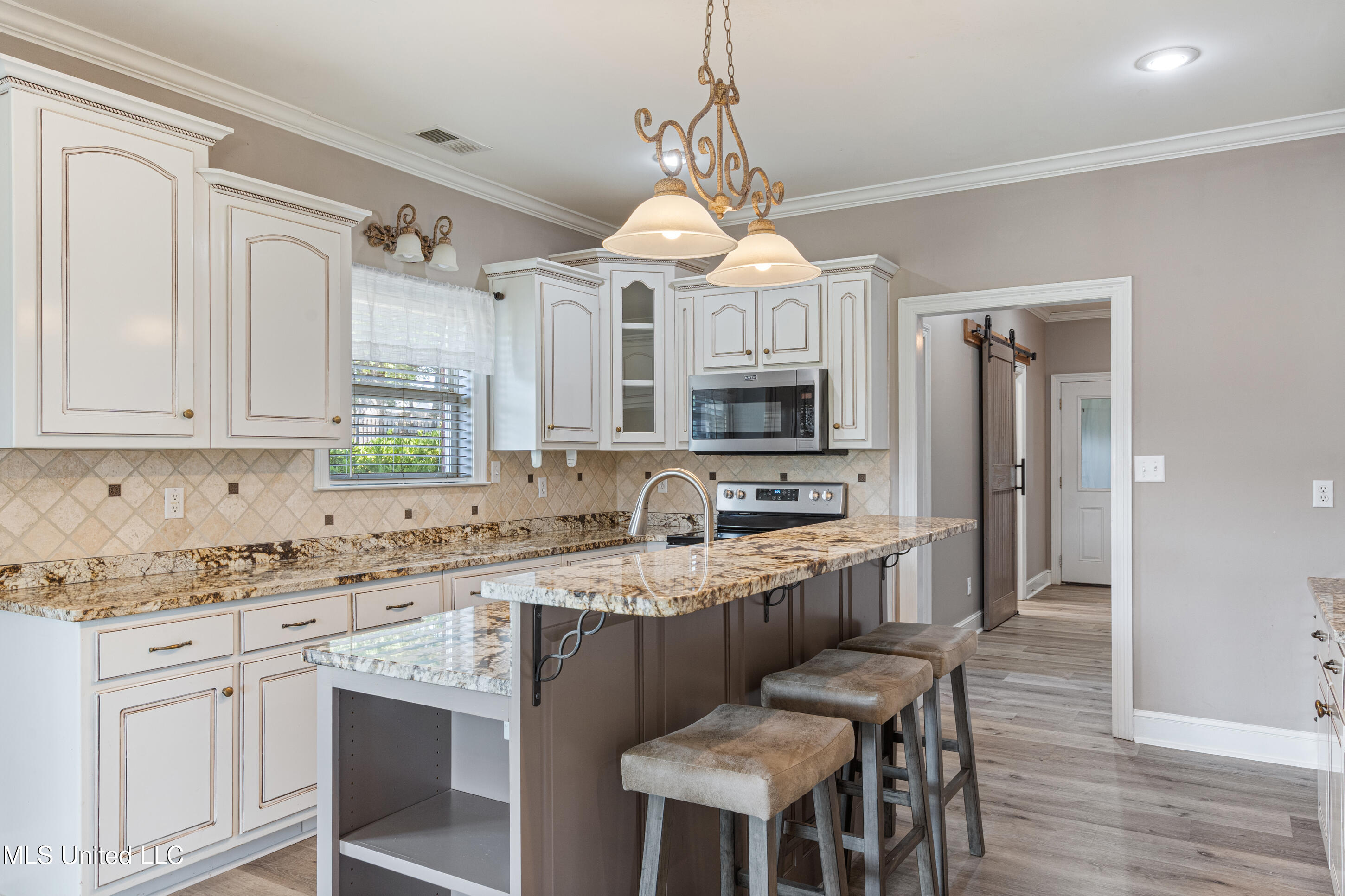 5137 Meadow Pointe Drive Property Photo 17