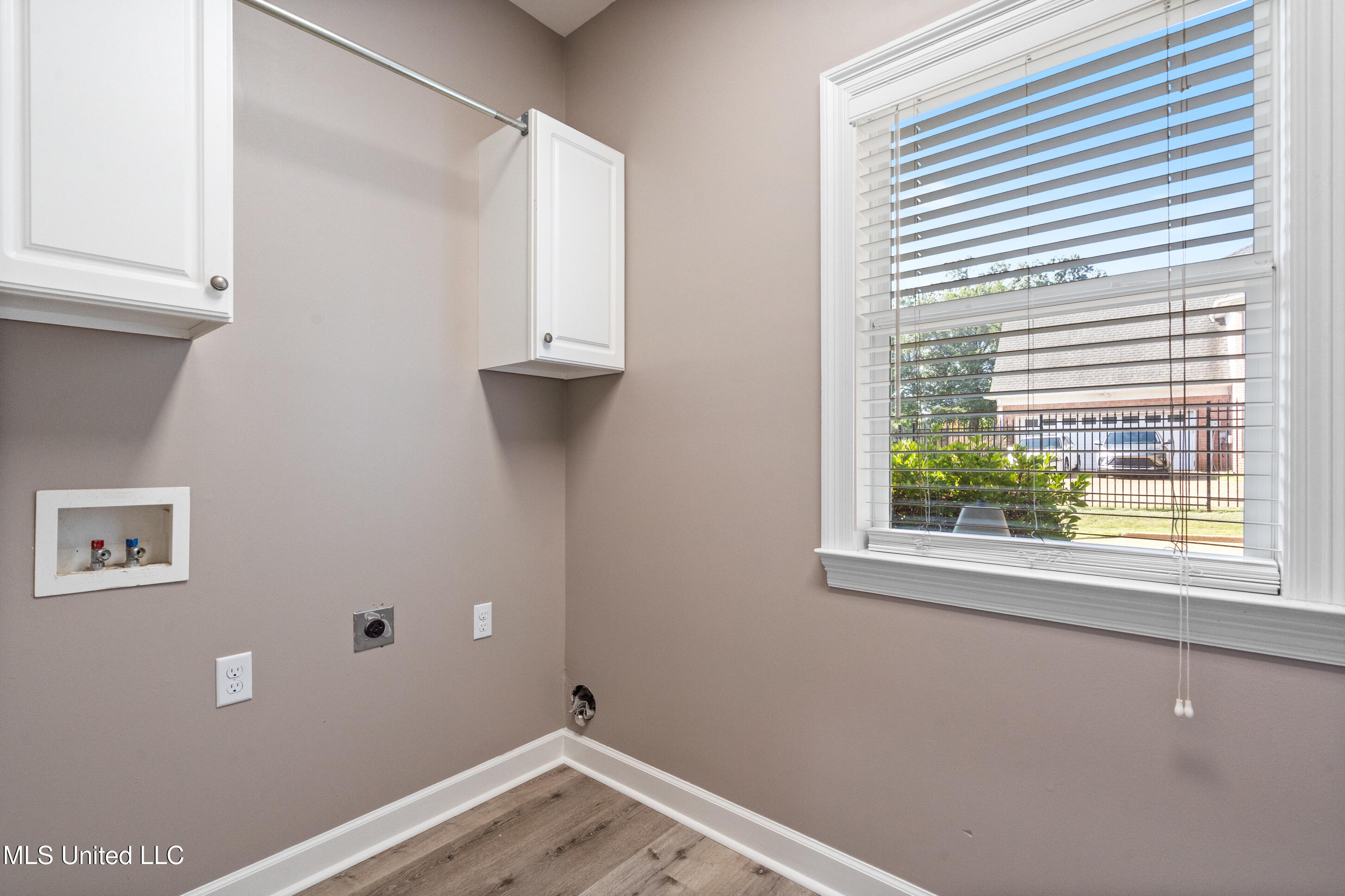 5137 Meadow Pointe Drive Property Photo 22