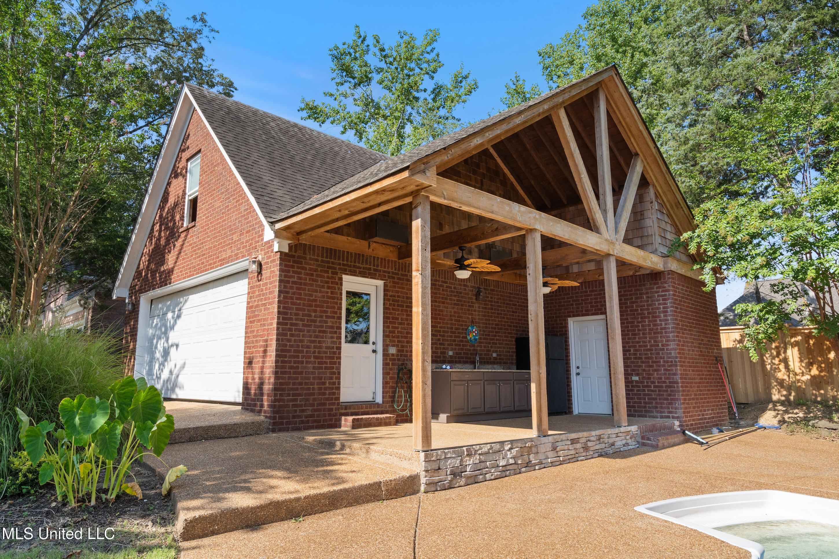 5137 Meadow Pointe Drive Property Photo 33