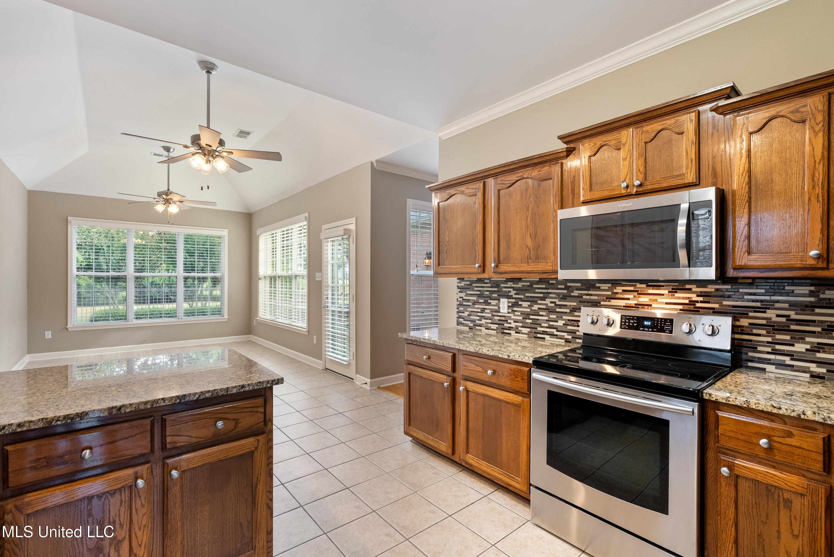 7056 Apache Drive Property Photo 8