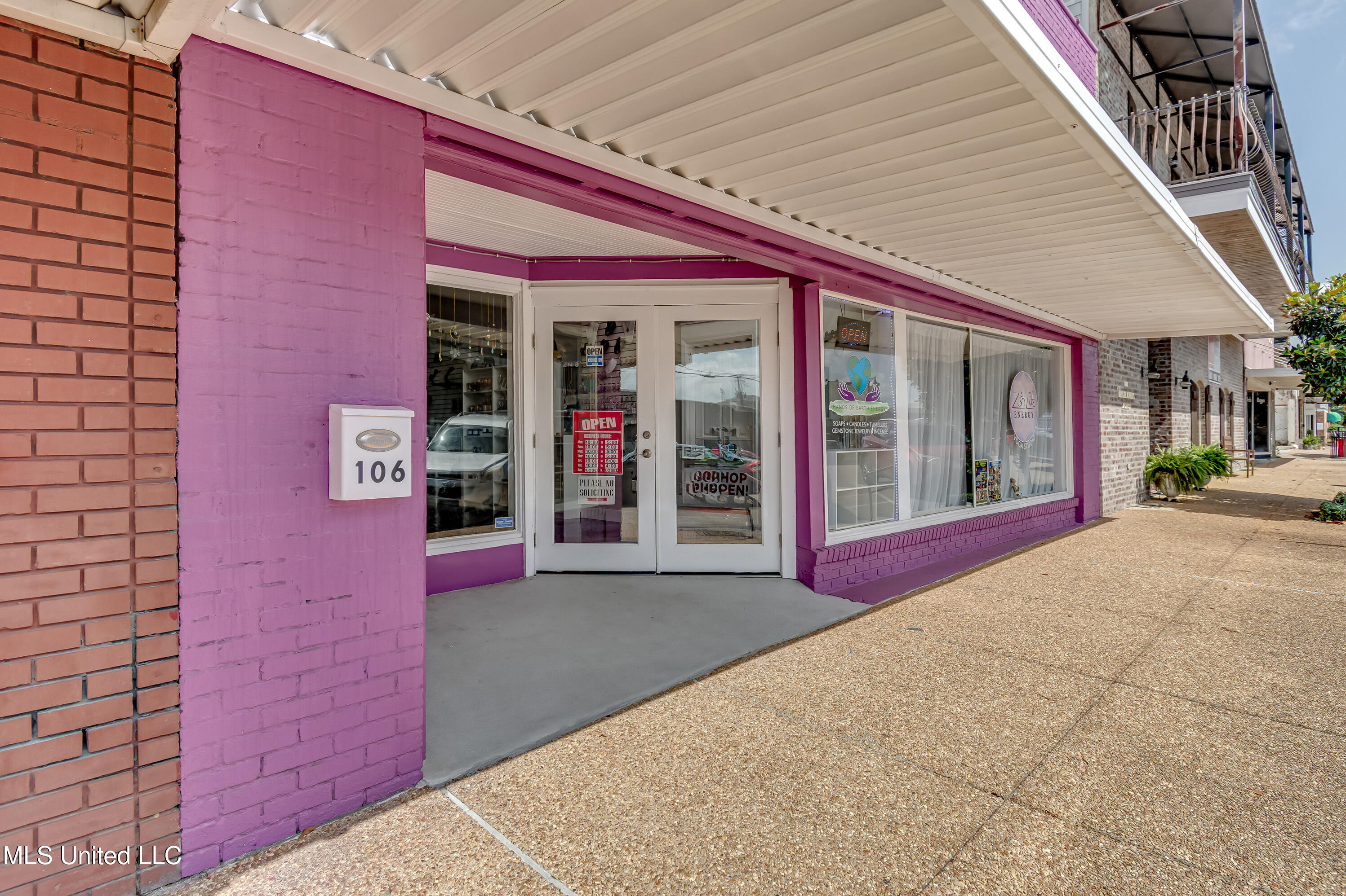 106 Main Avenue Property Photo 2