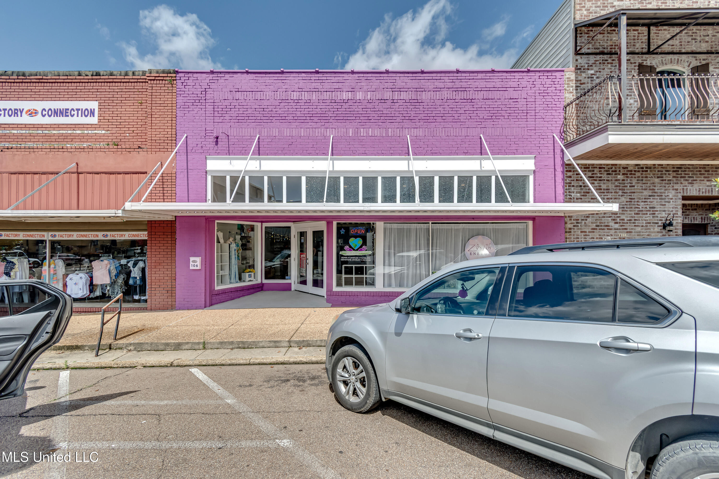 106 Main Avenue Property Photo 5