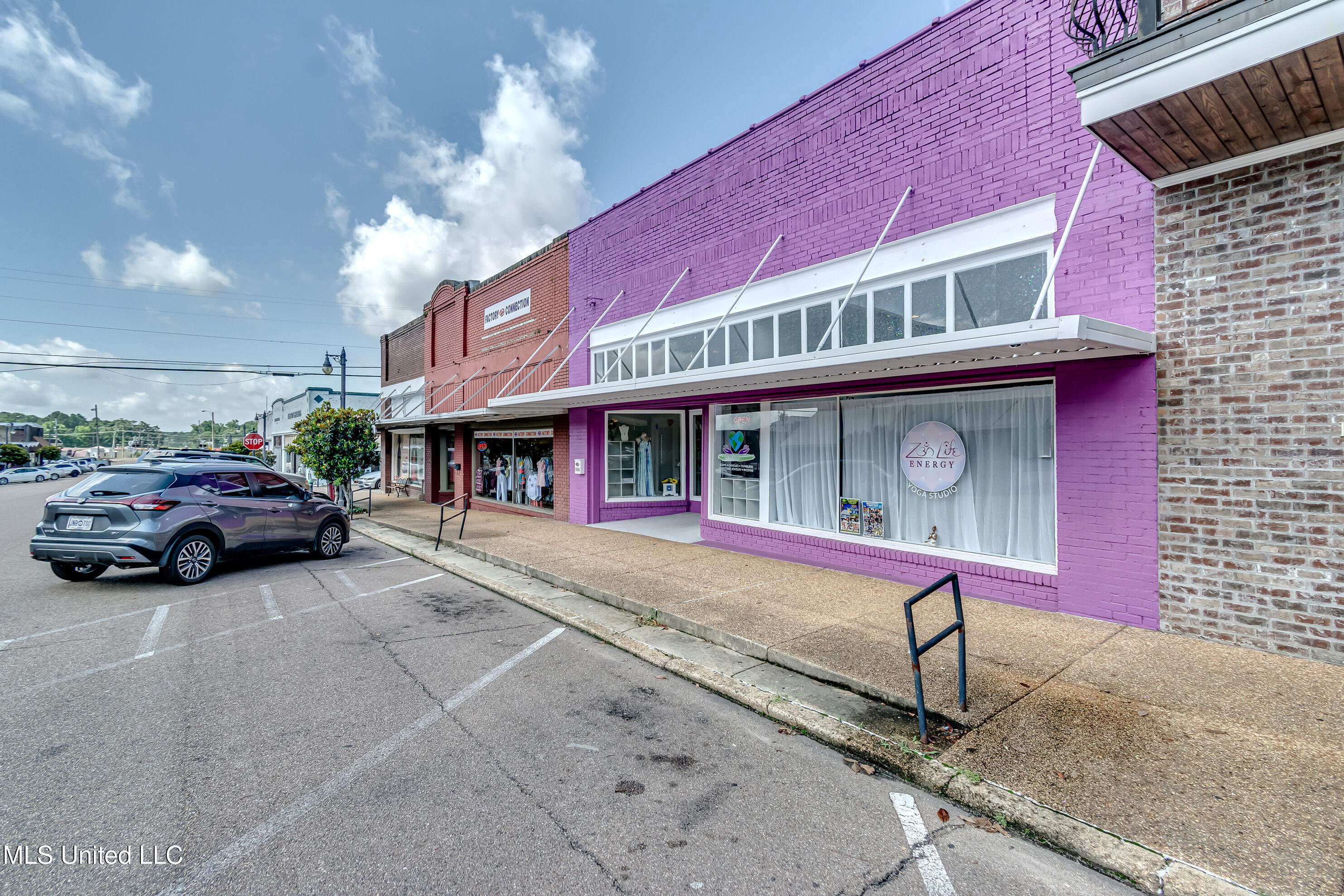 106 Main Avenue Property Photo 6