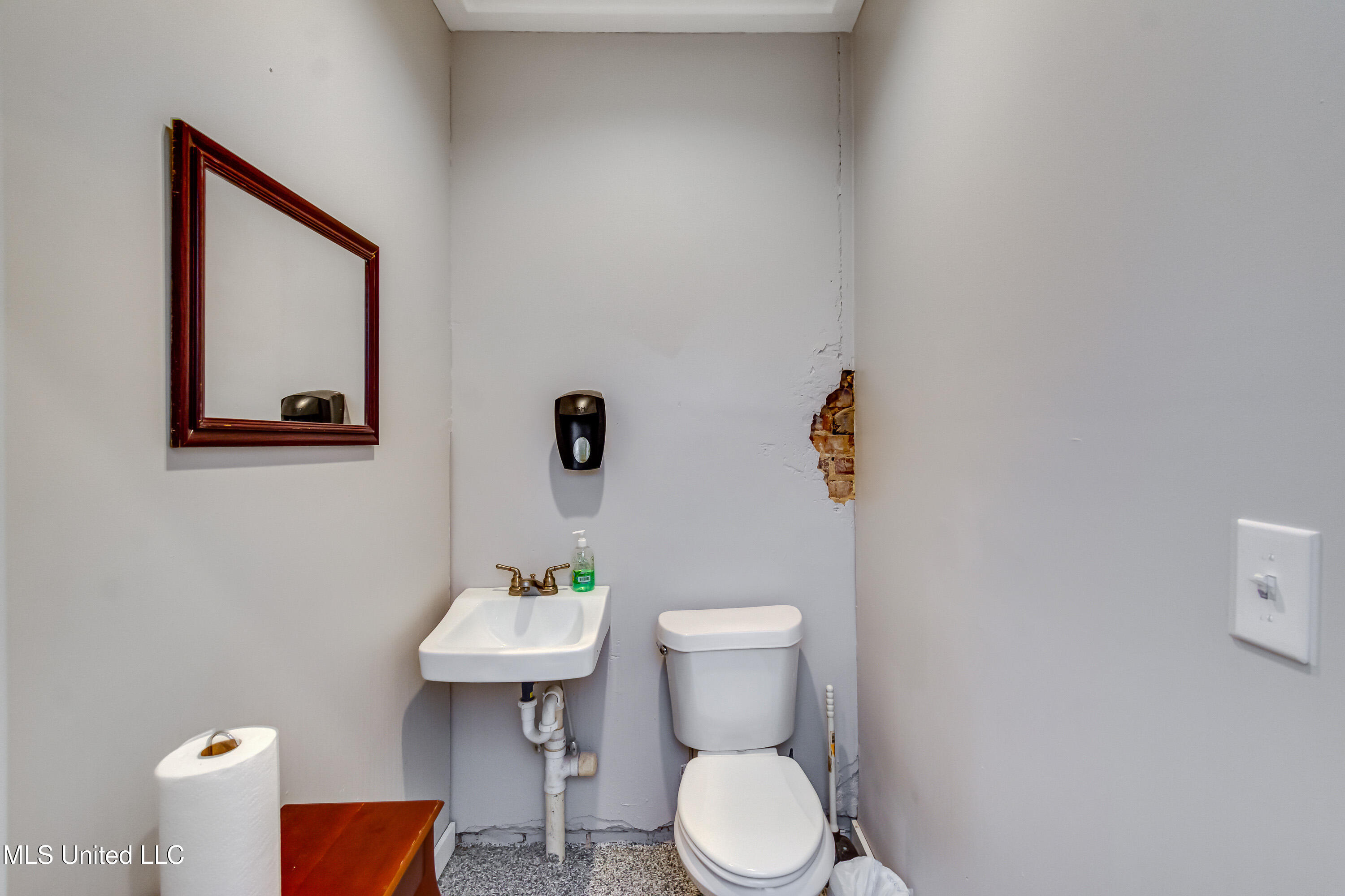 106 Main Avenue Property Photo 25