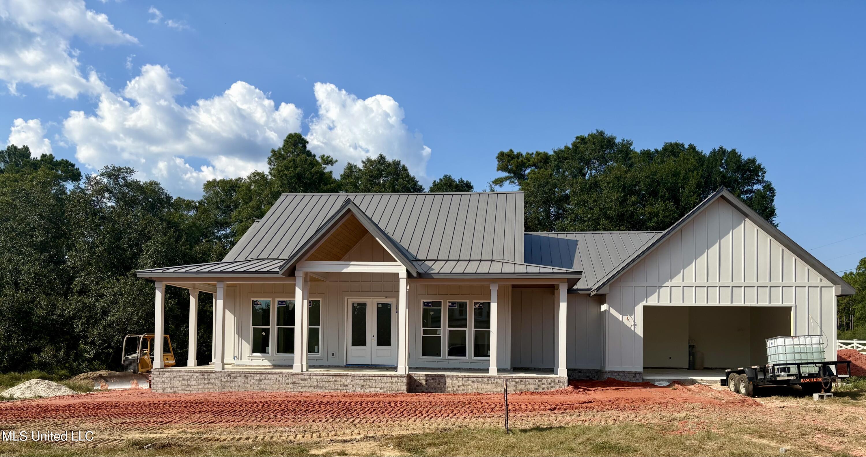 4181 Longleaf Place Property Photo 1