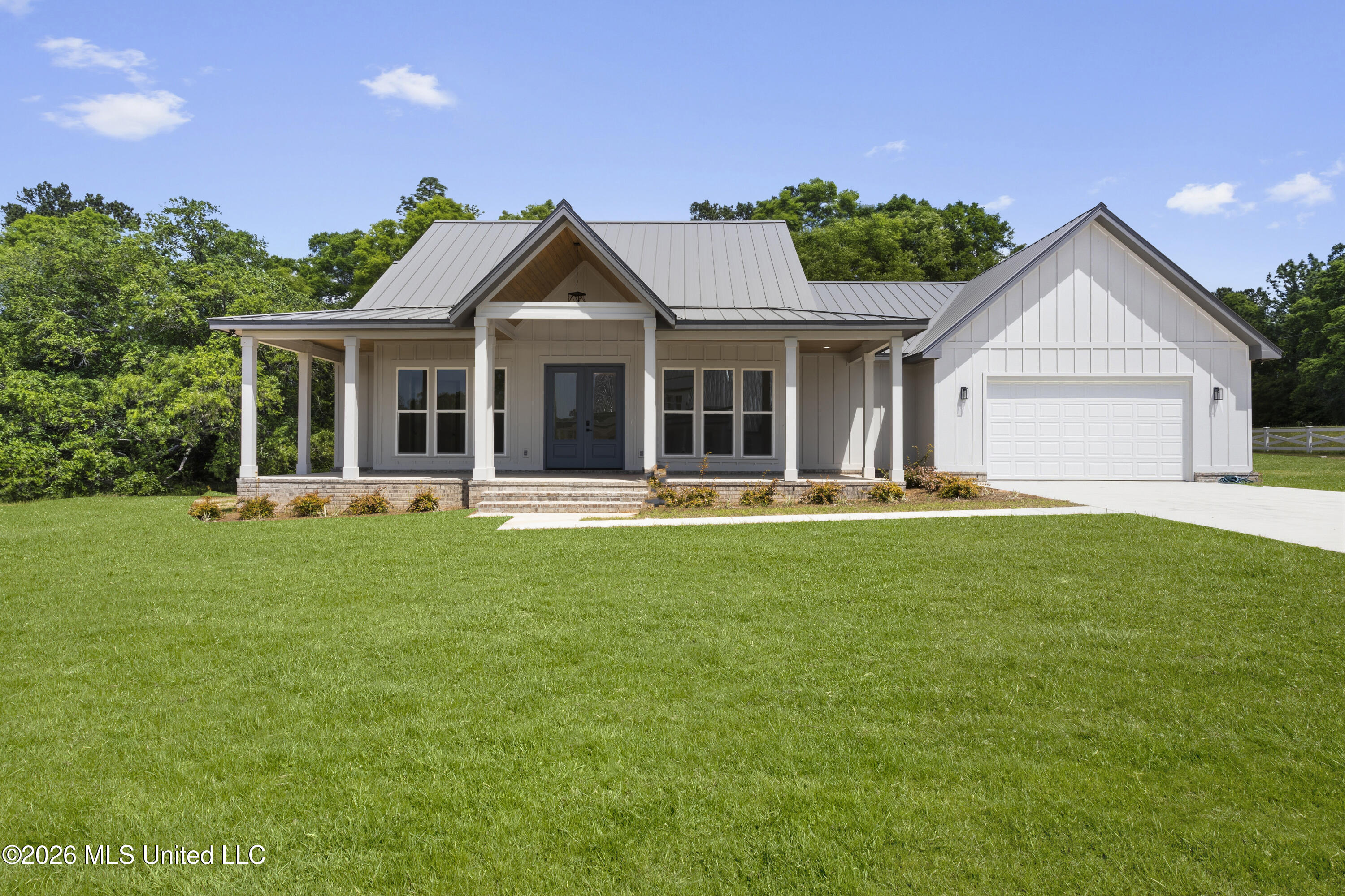 4180 Longleaf Place Property Photo 1