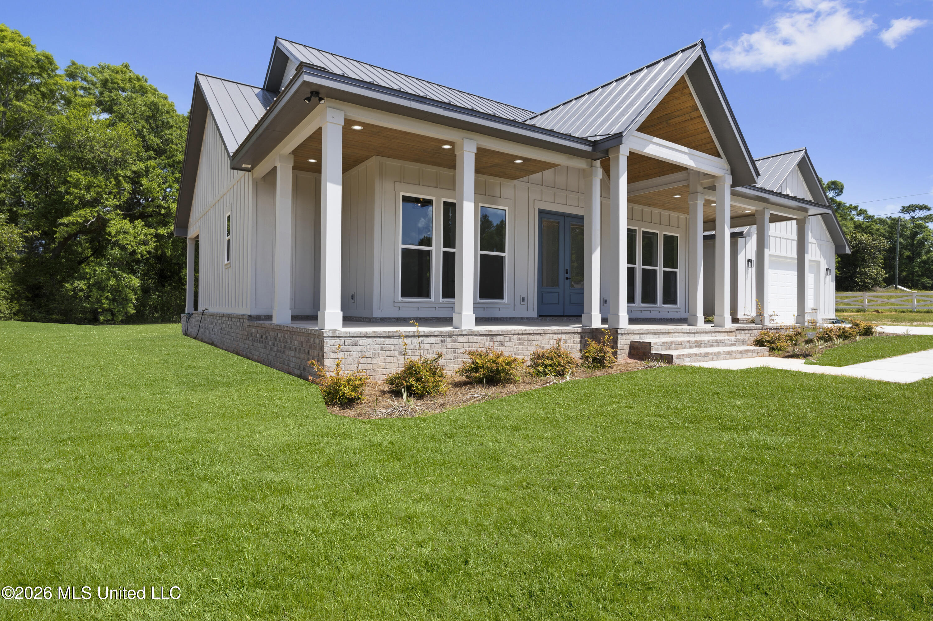 4180 Longleaf Place Property Photo 8